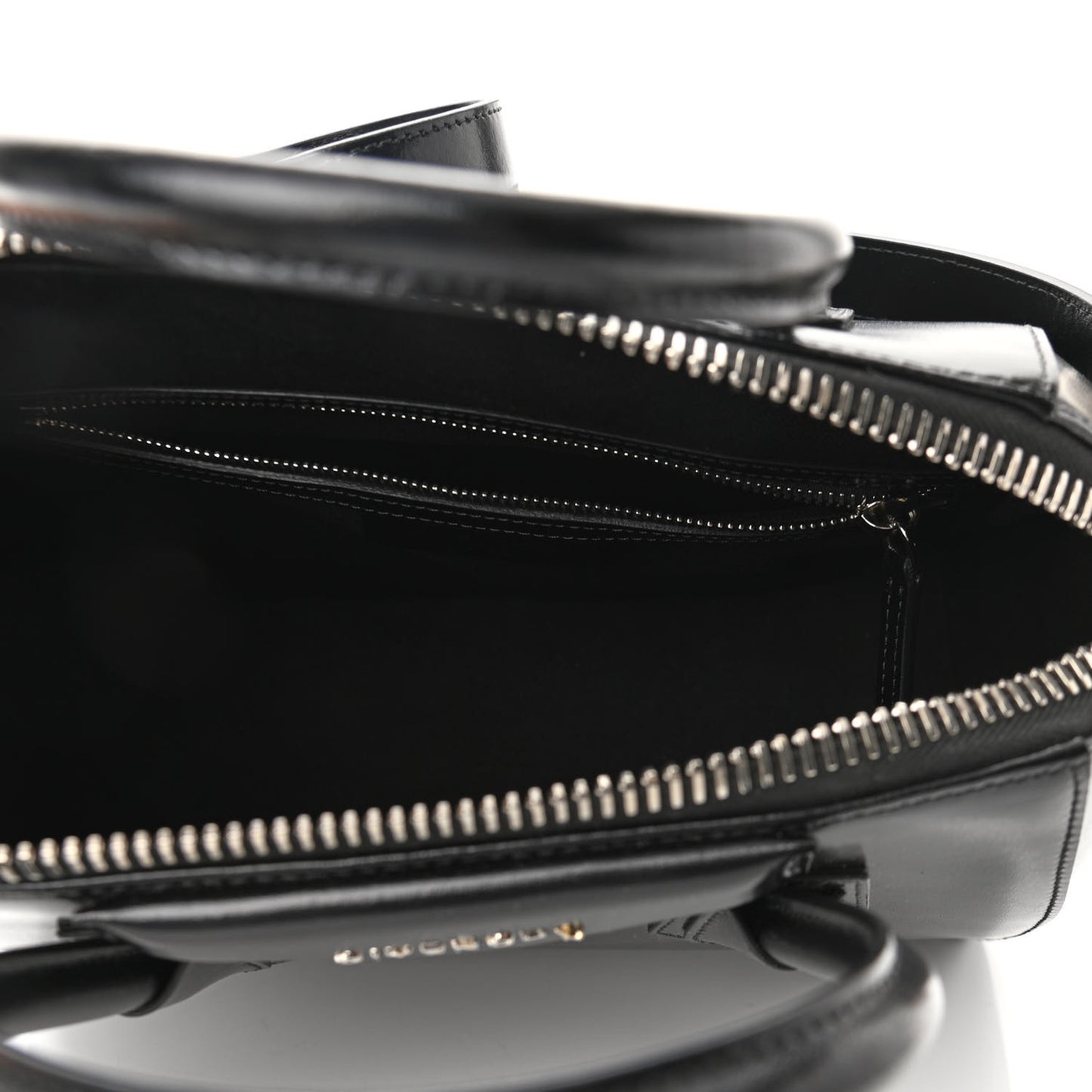 Shiny Lord Calfskin Small Antigona Black