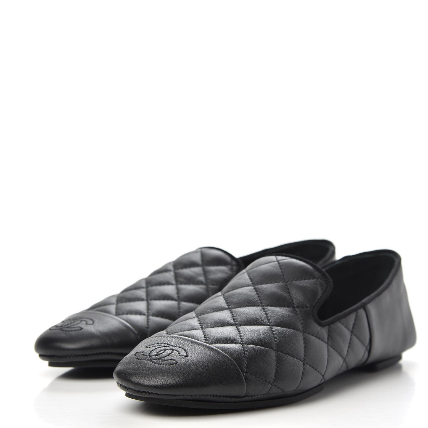 Lambskin Quilted Cap Toe Slipper With Pouch 36 Black