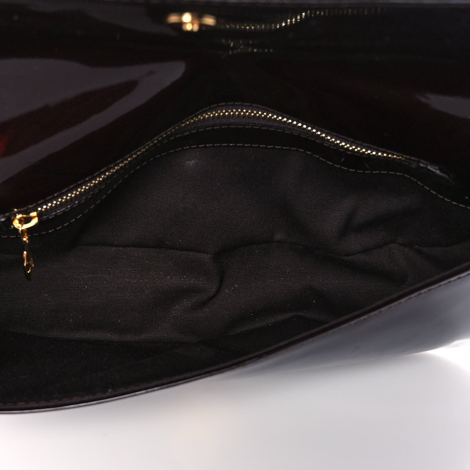 Louis Vuitton Patent Sobe Clutch Amarante 5 of 15