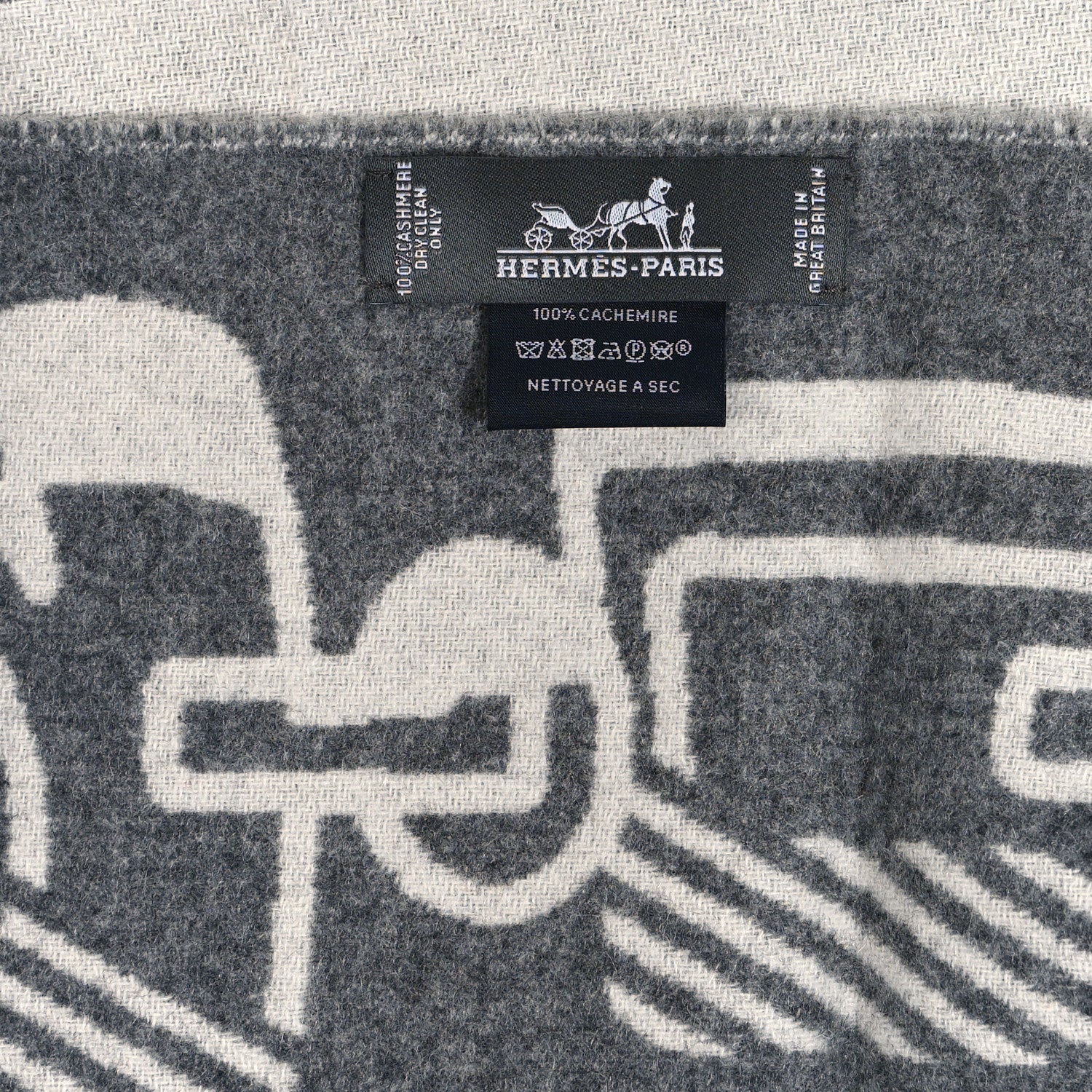 Hermes Cashmere Casaque Do Re Boucles Muffler Ivoire Gris Flanelle 3 of 3