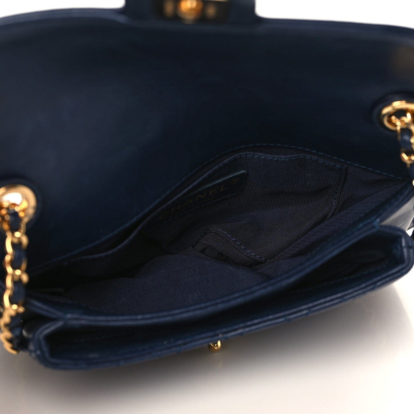 Lambskin Quilted CC Unchained Crossbody Navy