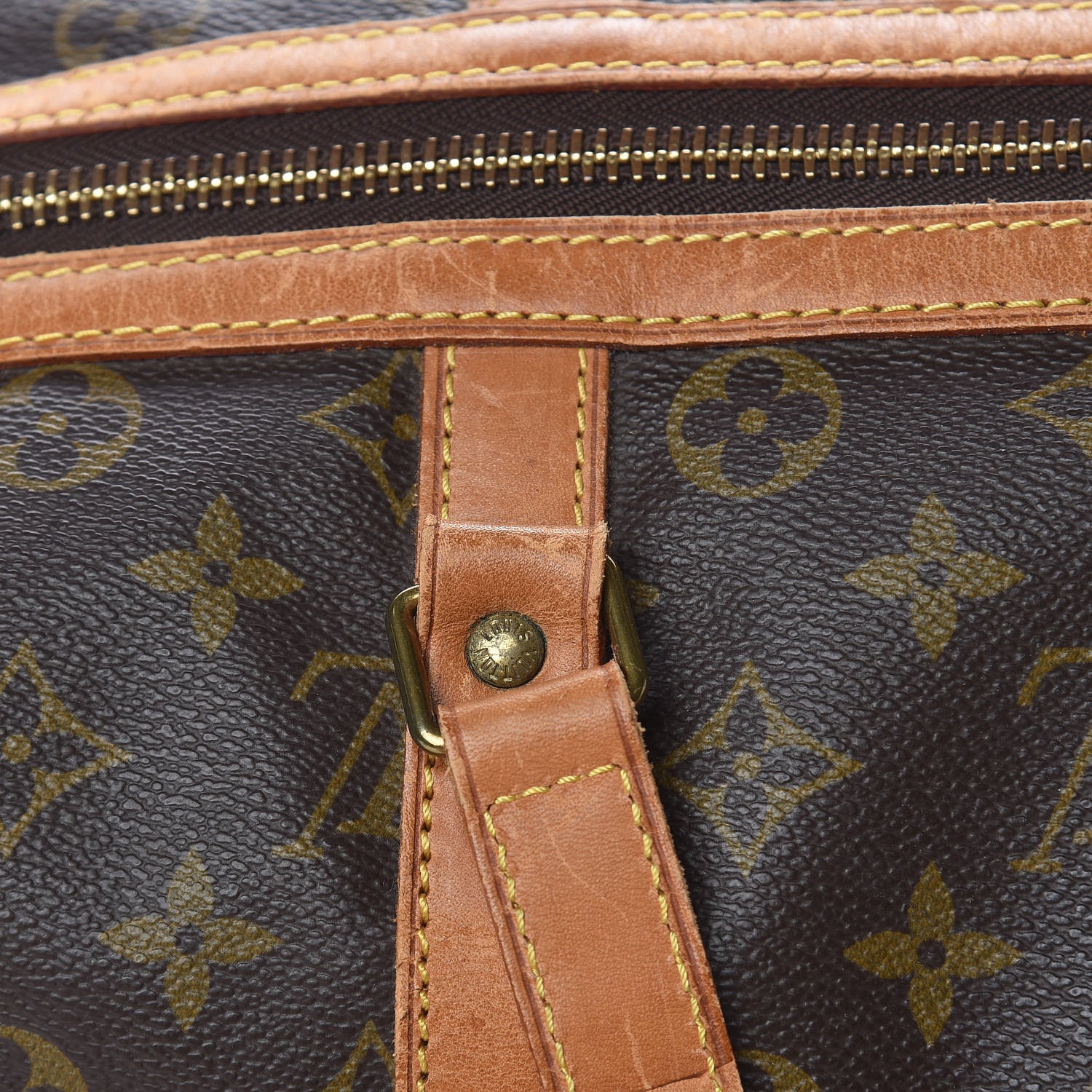 Louis Vuitton Monogram Sac Souple 35 18 of 23
