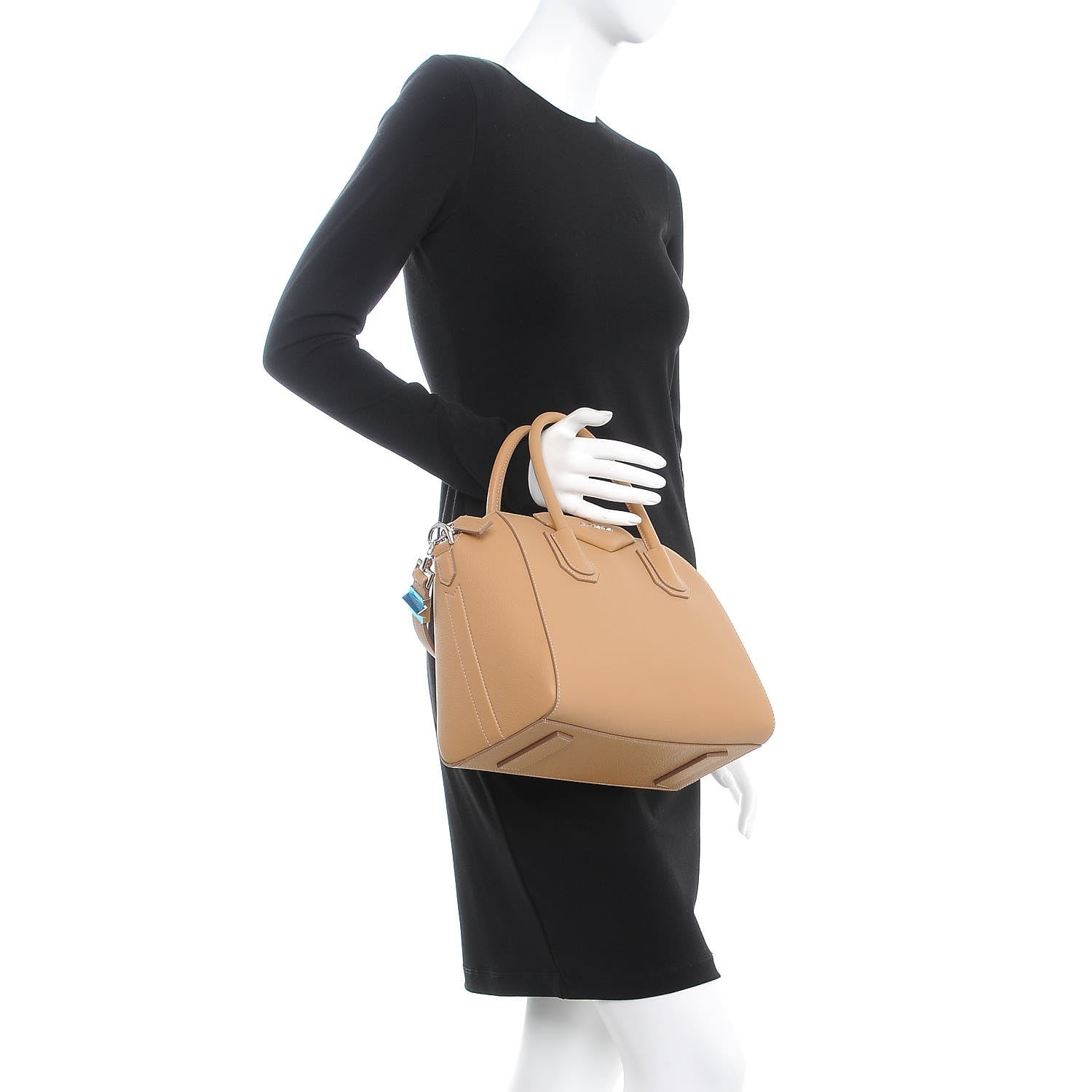 Givenchy Sugar Goatskin Small Antigona Light Beige 3 of 9