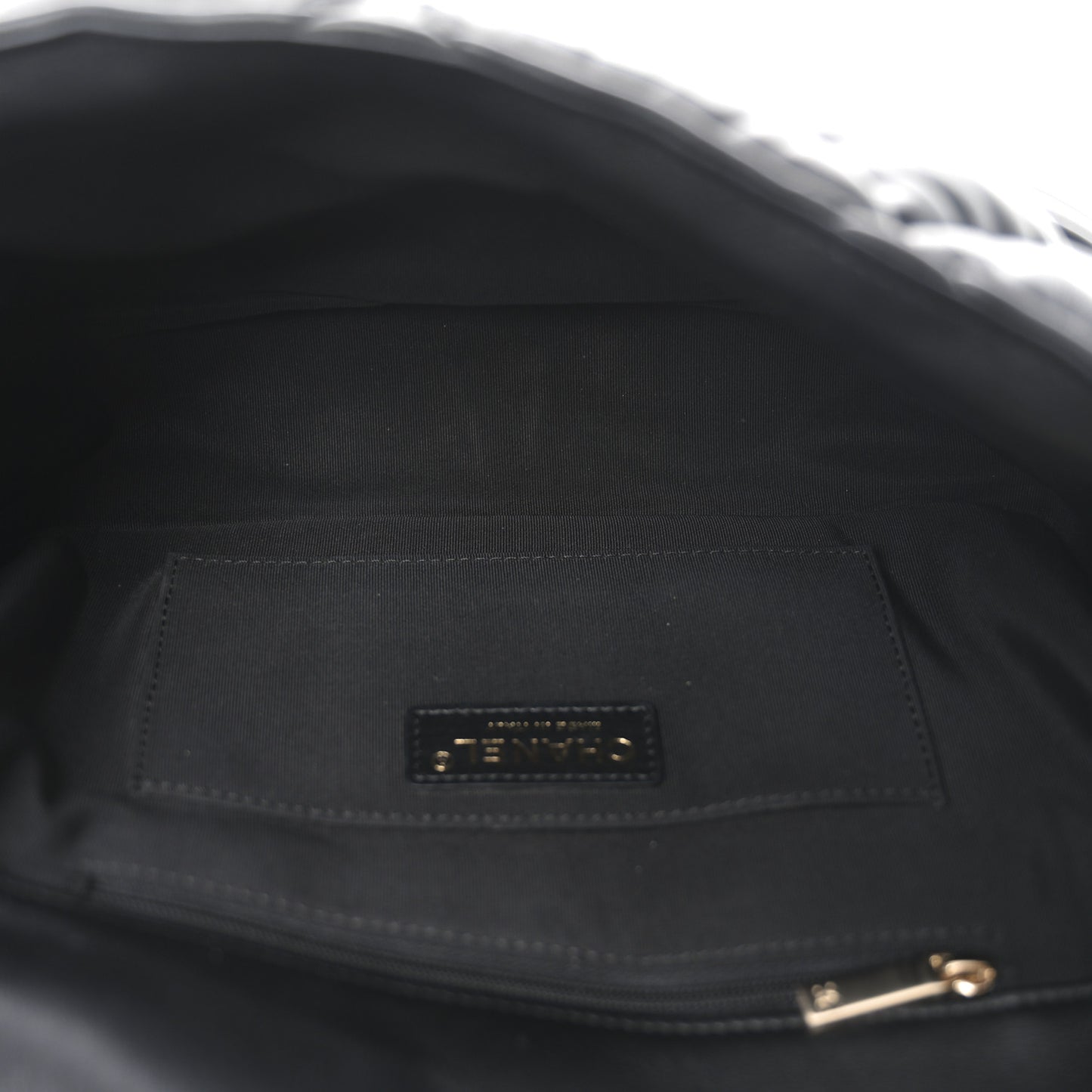 Calfskin Quilted Large Bubbly Flap Black