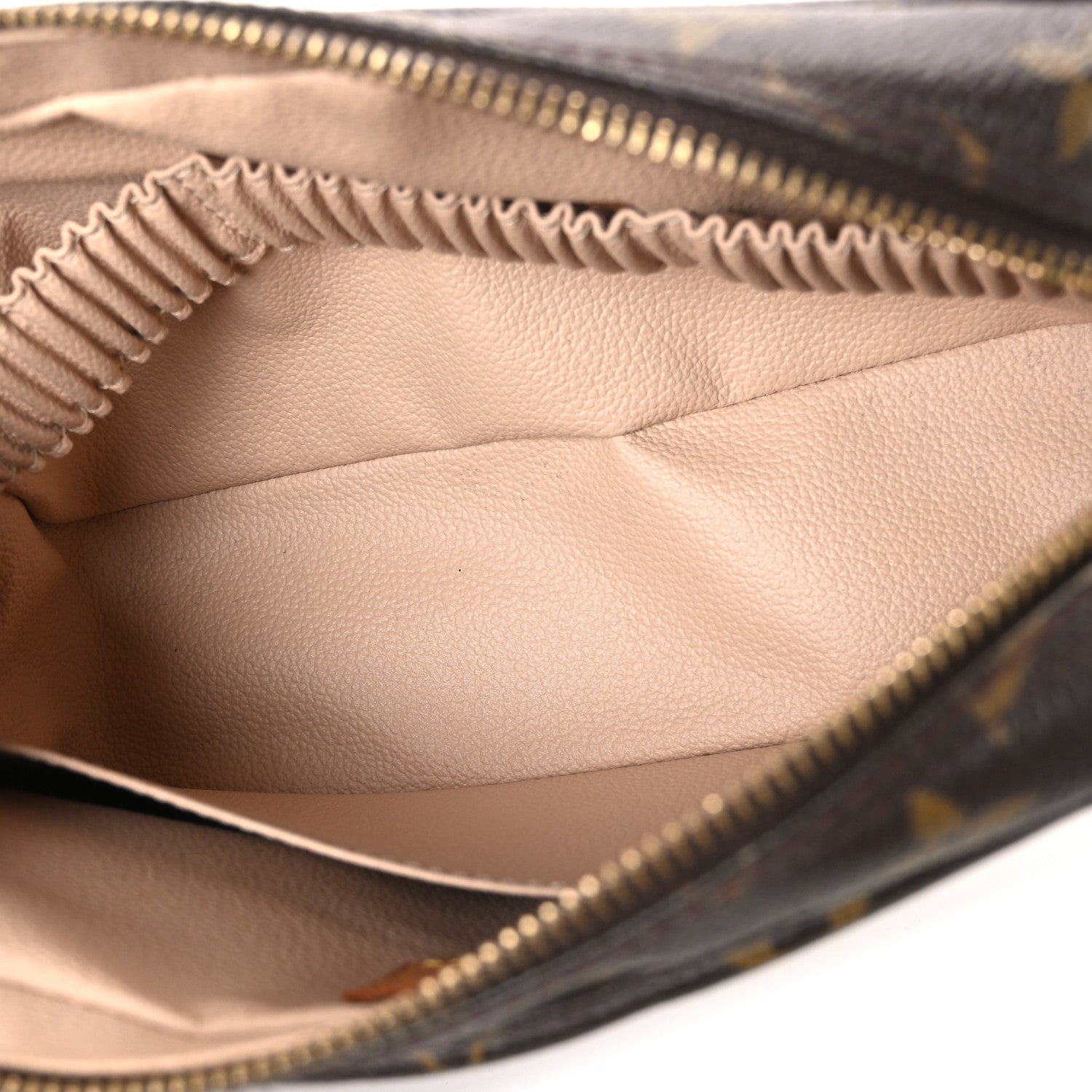 Louis Vuitton Monogram Trousse Toilette 23 5 of 7