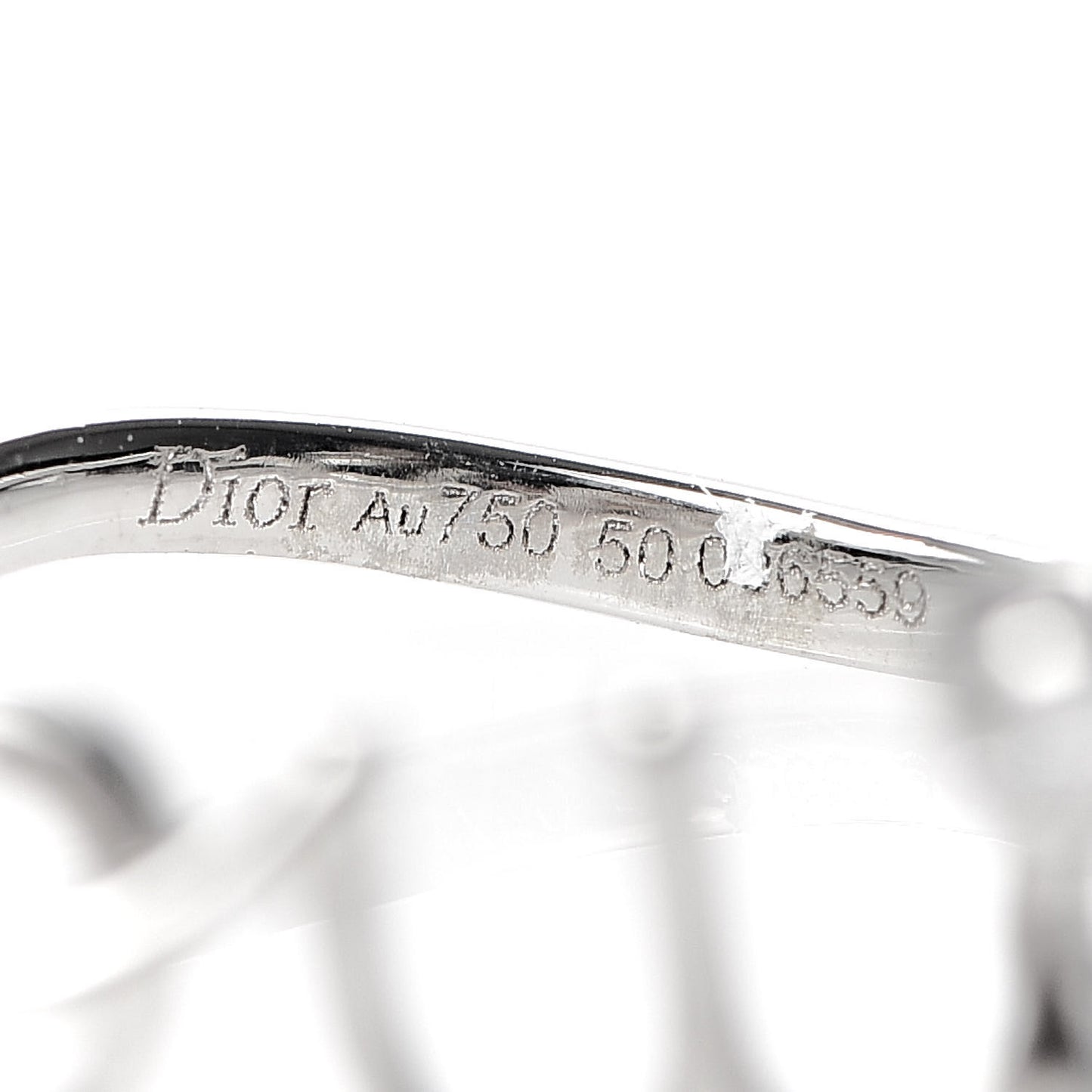 18K White Gold Diamond Oui Ring 50 5.25
