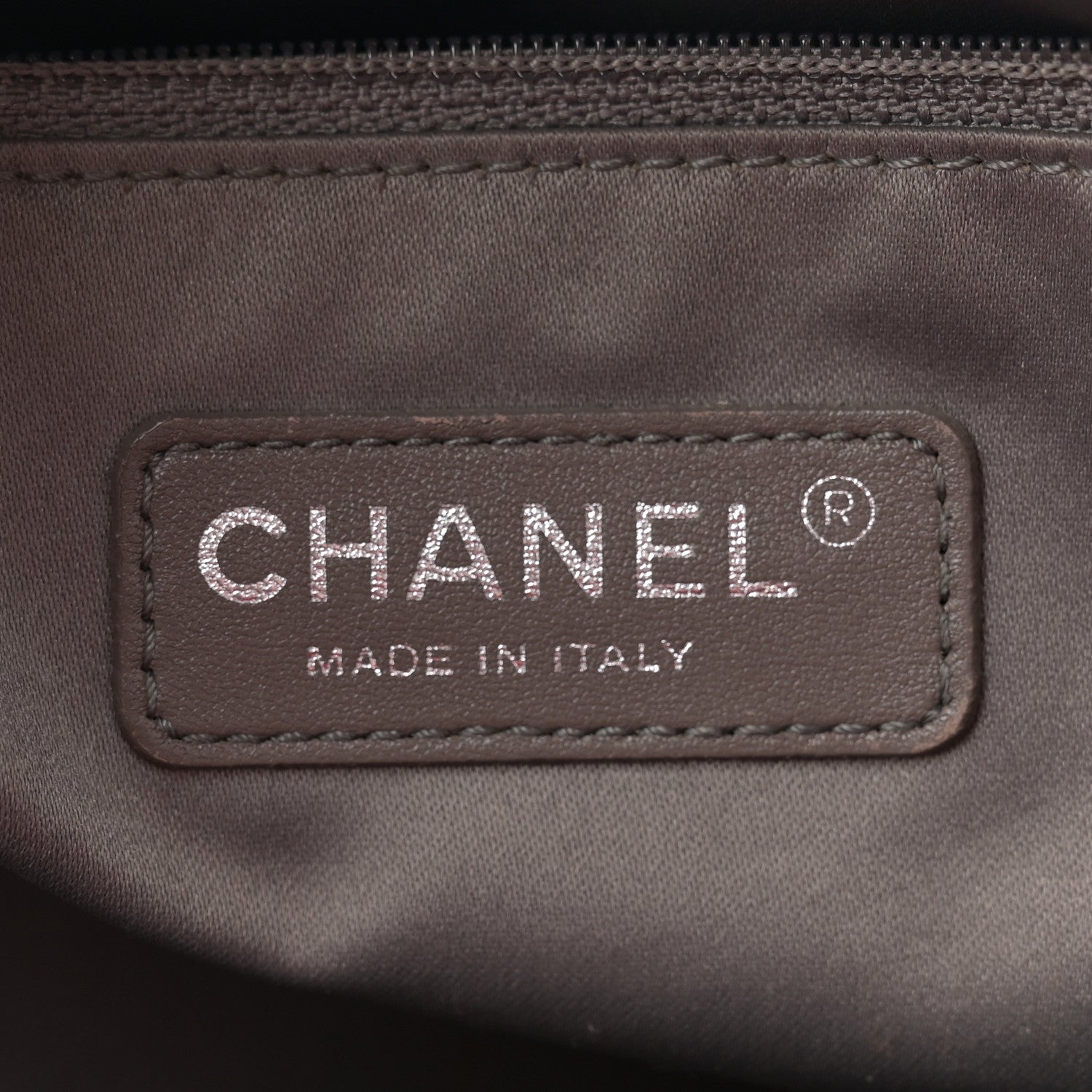 Chanel Caviar Quilted Grand Shopping Tote GST Red 7 of 17