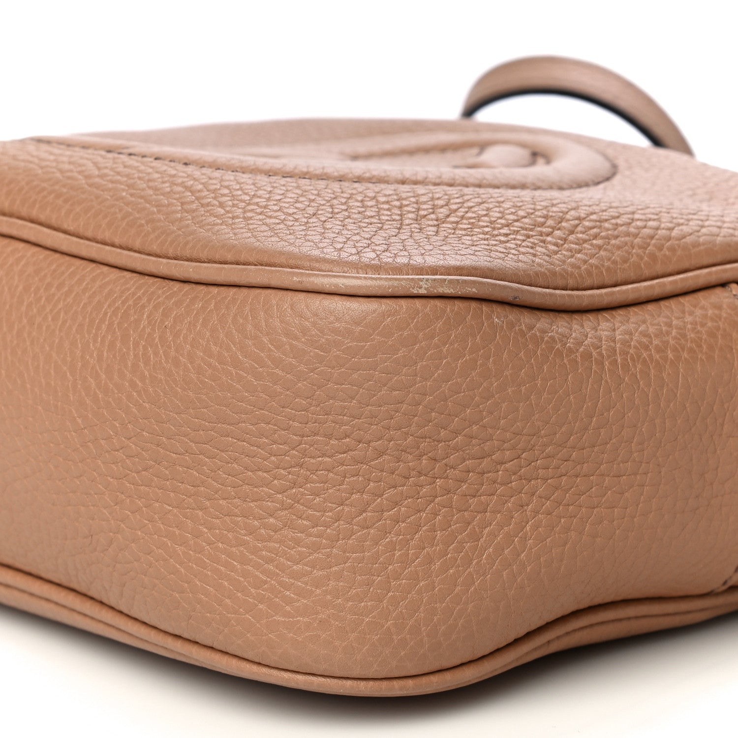 Gucci Pebbled Calfskin Small Soho Disco Bag Camelia 19 of 24