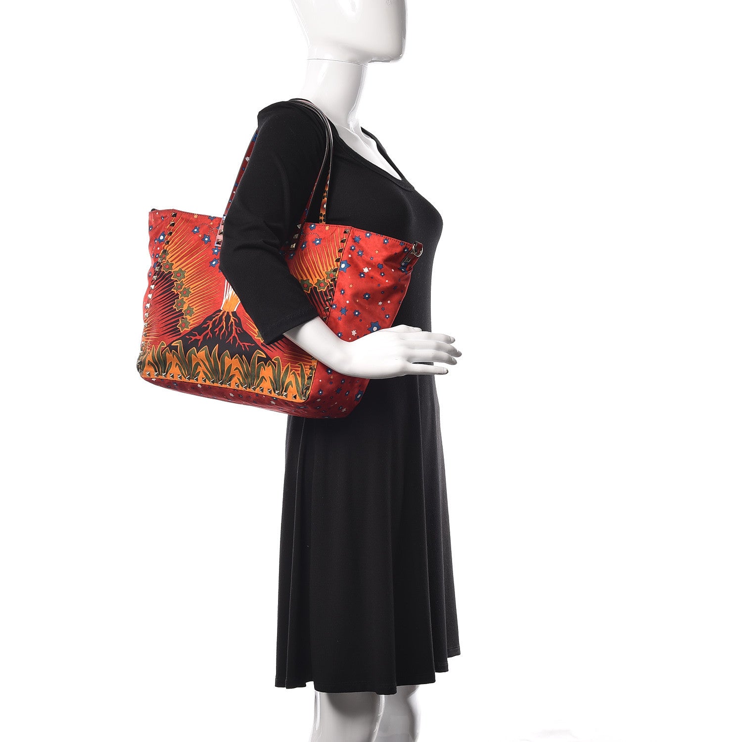 Valentino Garavani Canvas Enchanted Wonderland Medium Rockstud Reversible Tote Rosso 2 of 16