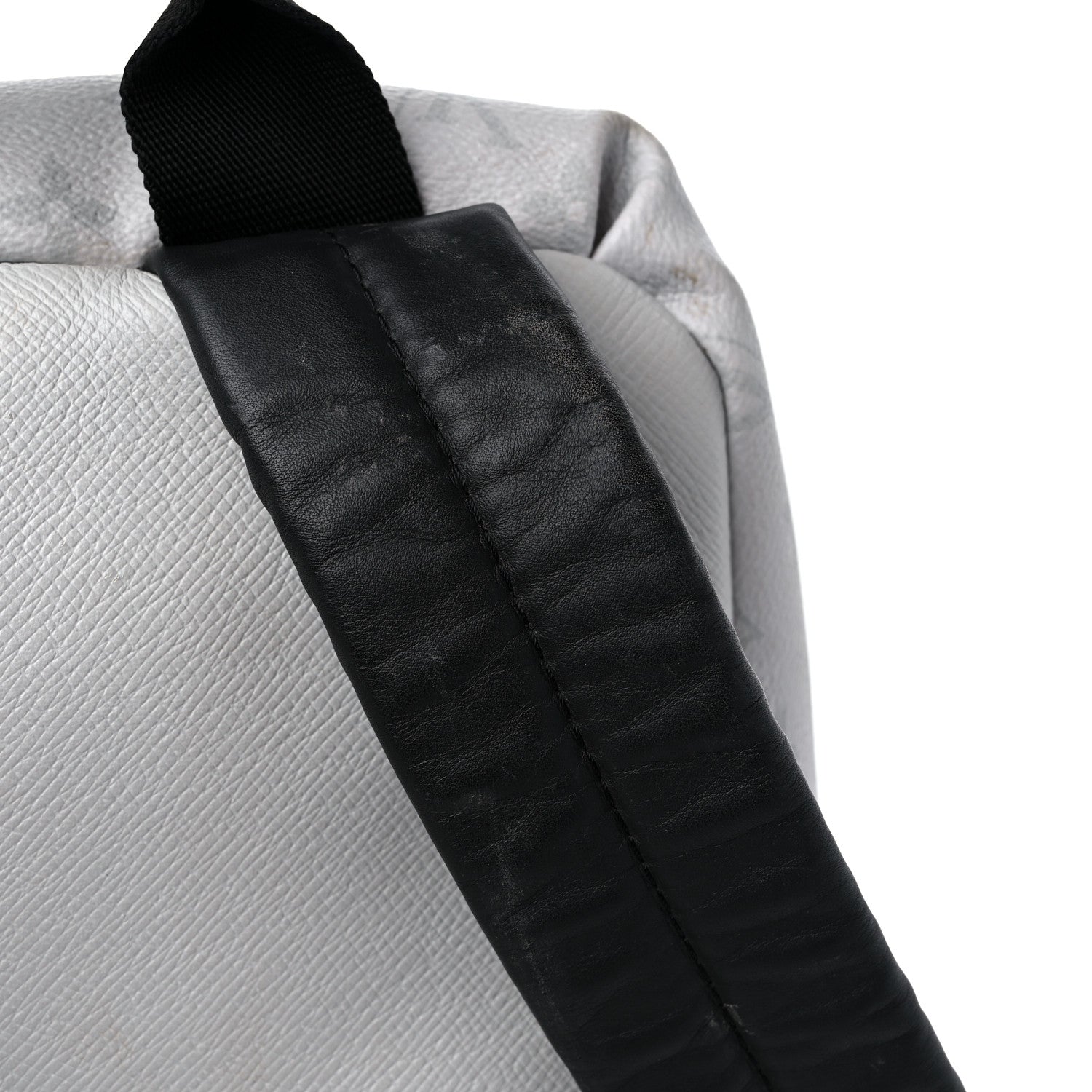 Louis Vuitton Taiga Monogram Discovery Backpack PM White 14 of 15