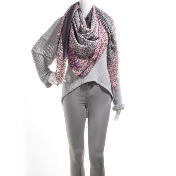 Leopard V Giant Square Stole Scarf Gres