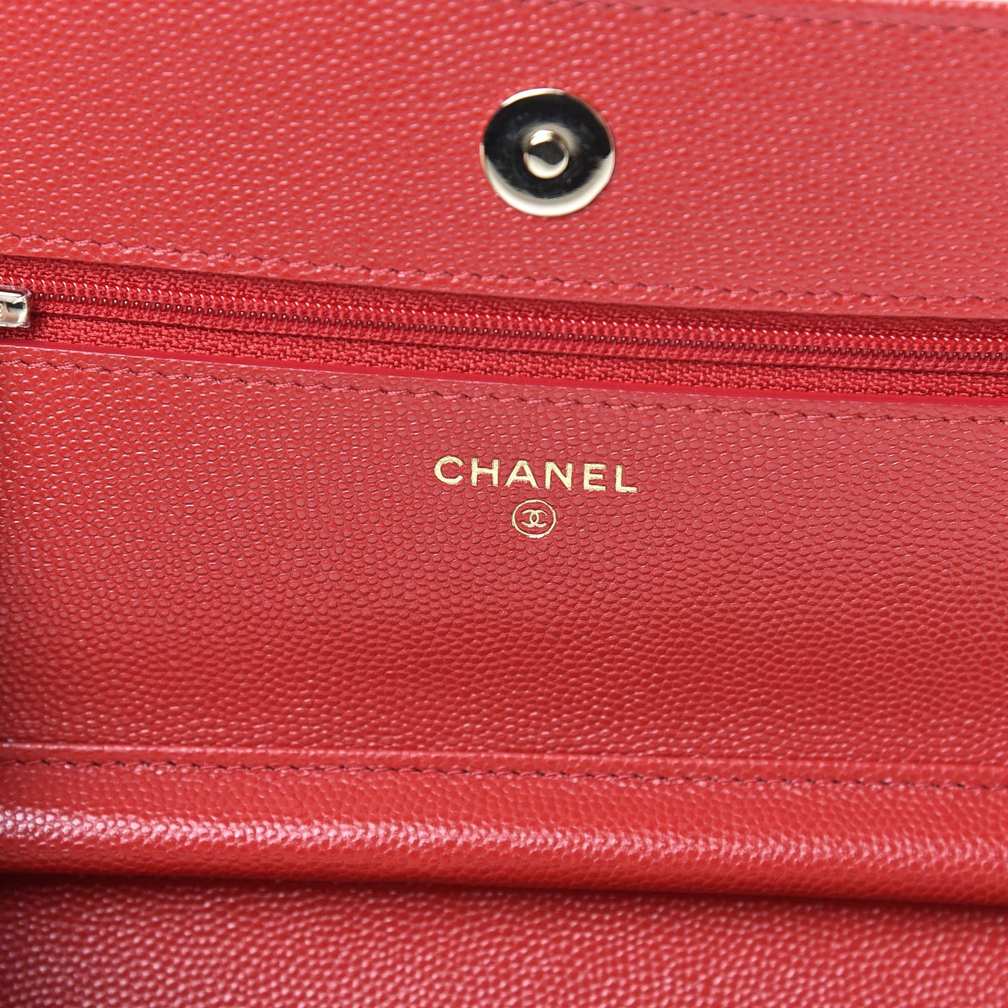 Caviar Quilted Wallet on Chain WOC Red
