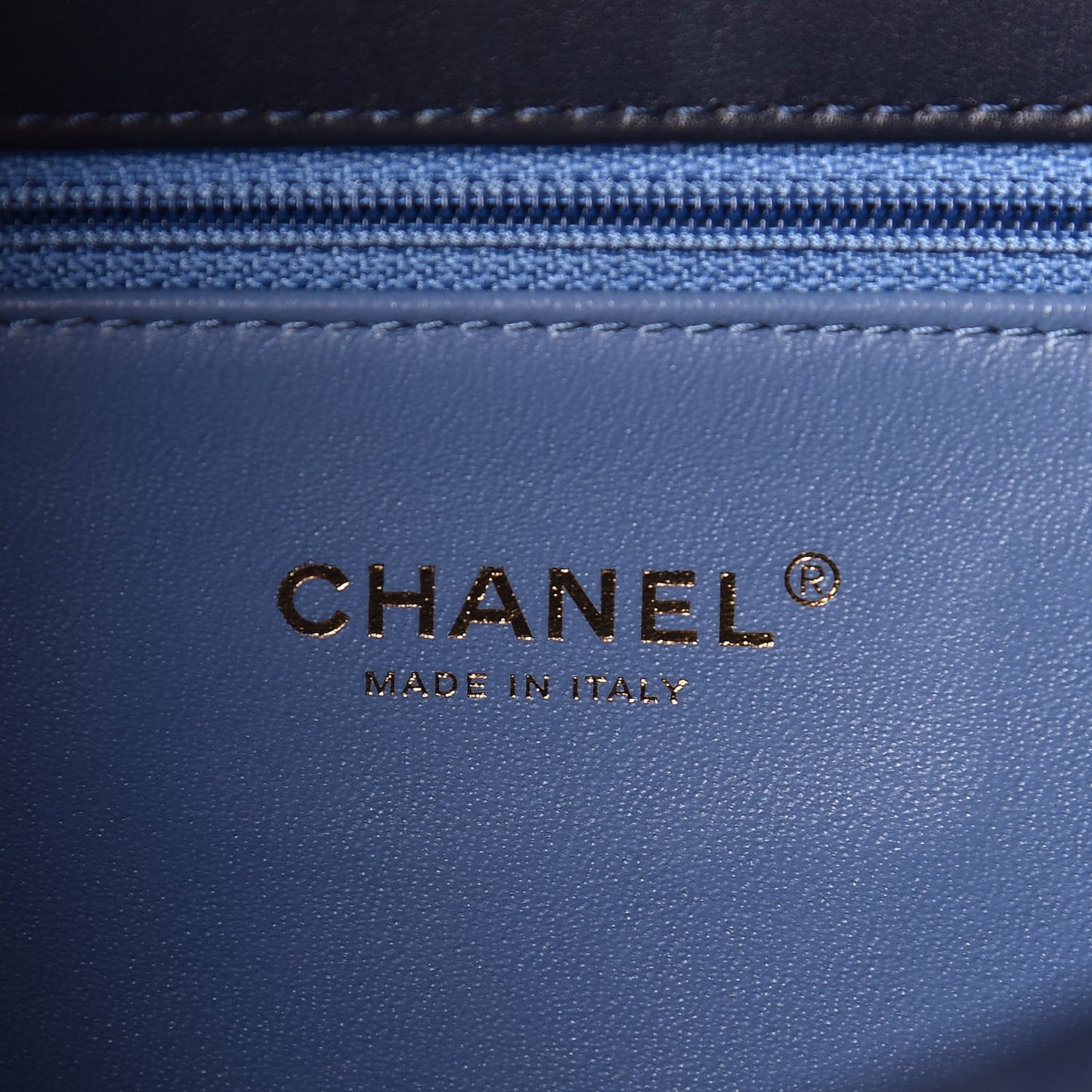 Caviar Quilted Medium CC Filigree Flap Navy Black