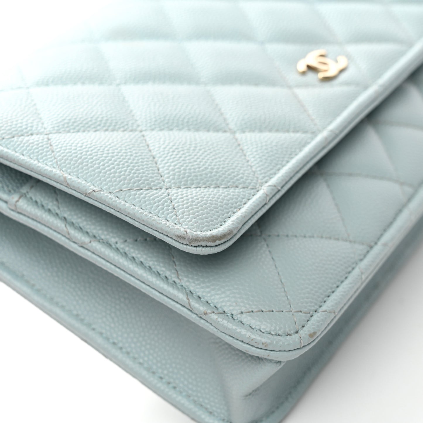 Caviar Quilted Wallet On Chain WOC Light Blue