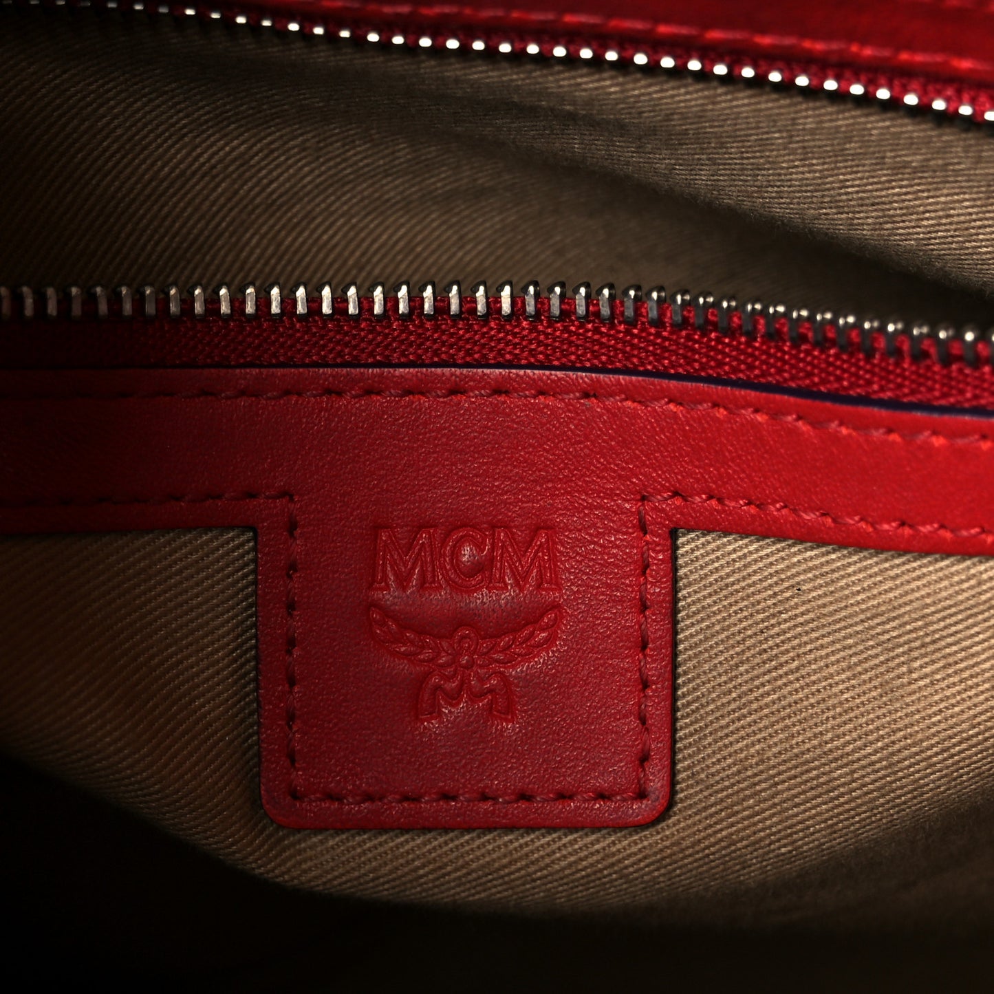 Visetos Crossbody Messenger Red