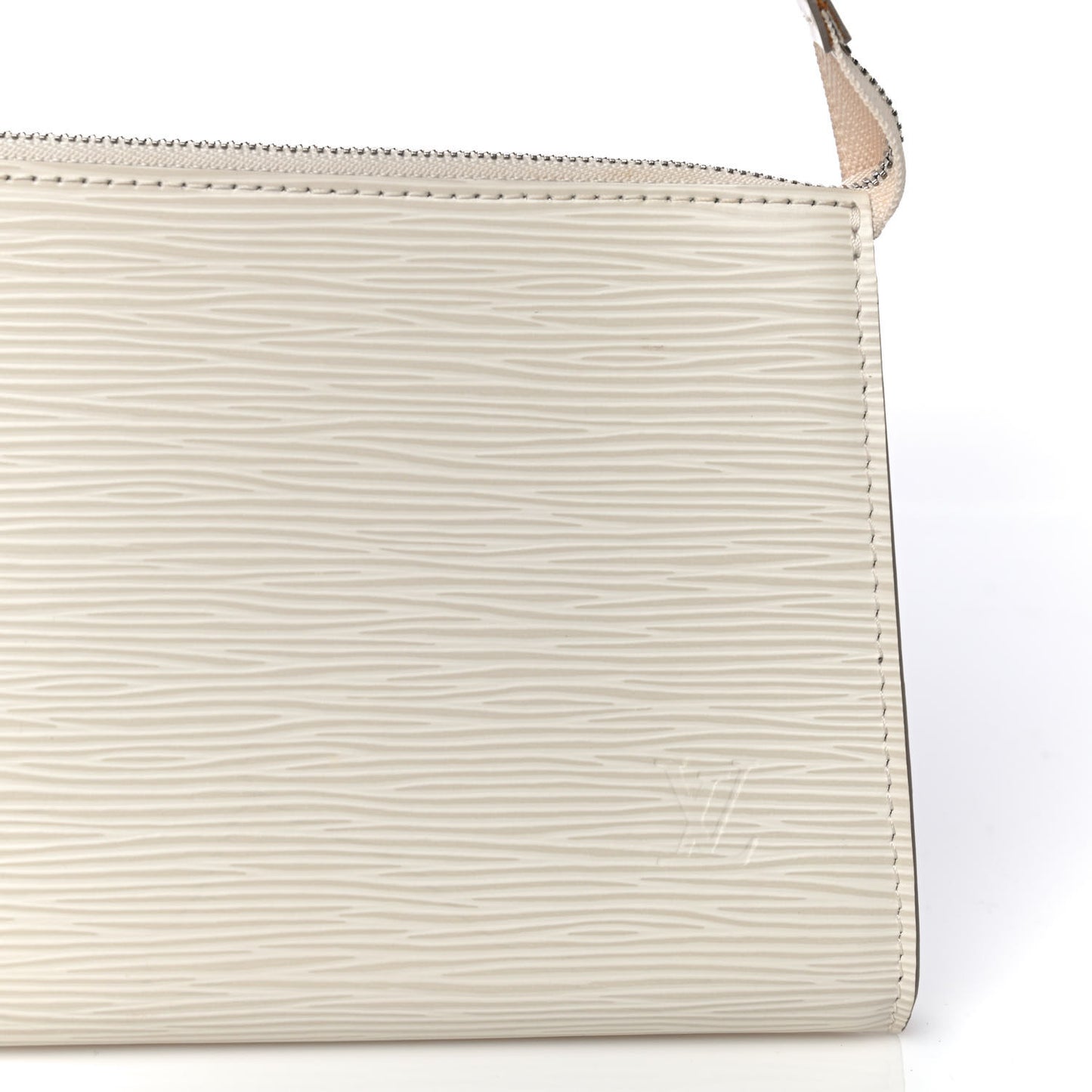 Epi Pochette Accessories 24 Ivory