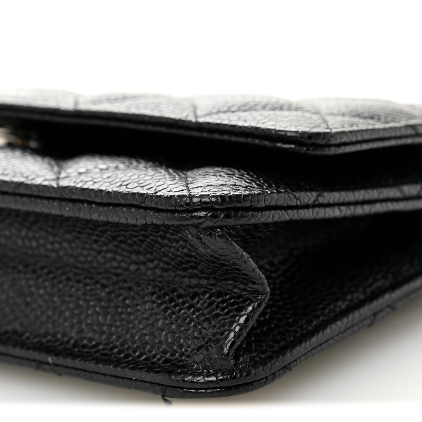 Caviar Quilted Wallet on Chain WOC Black