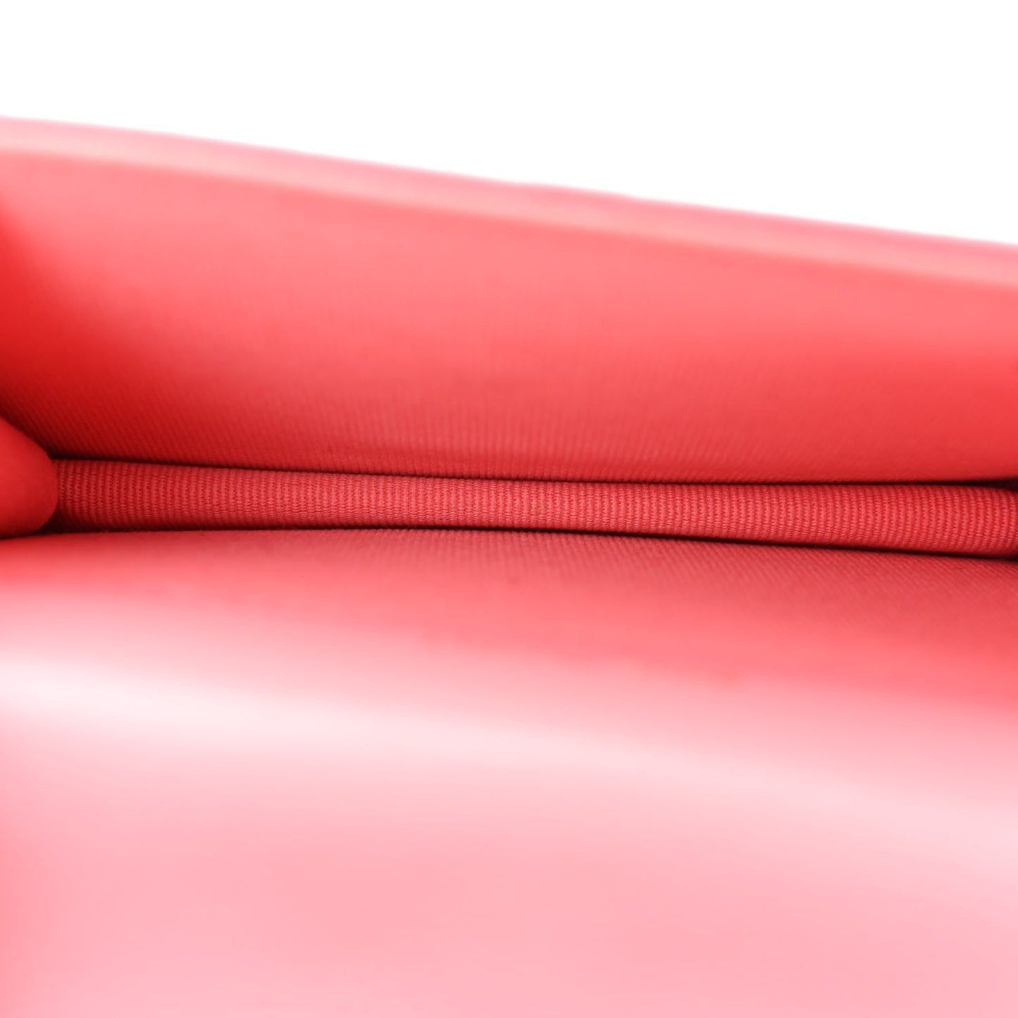 Lambskin Enamel Quilted Pending Clutch With Chain Pink