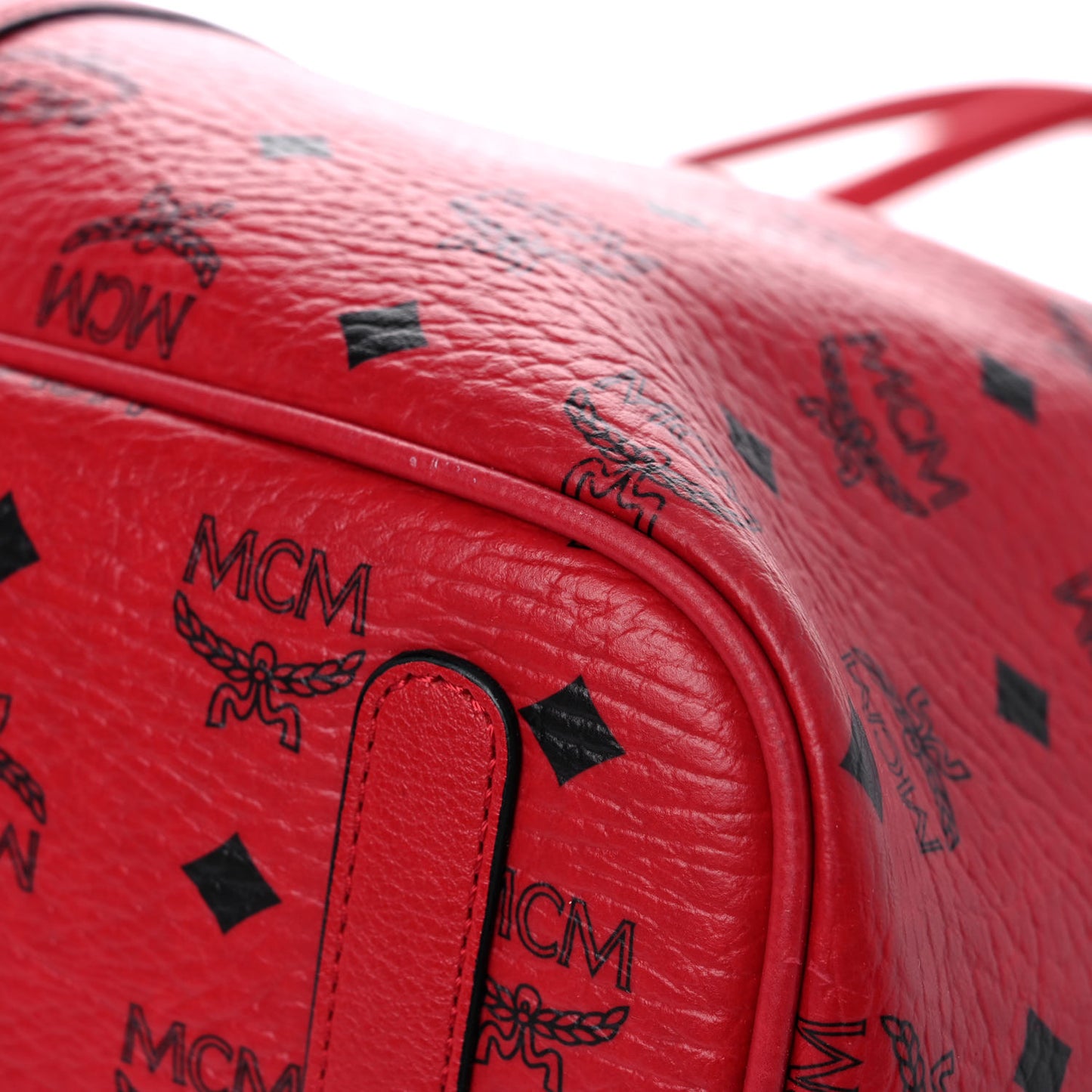 Visetos Medium Liz Reversible Shopper Tote Ruby Red