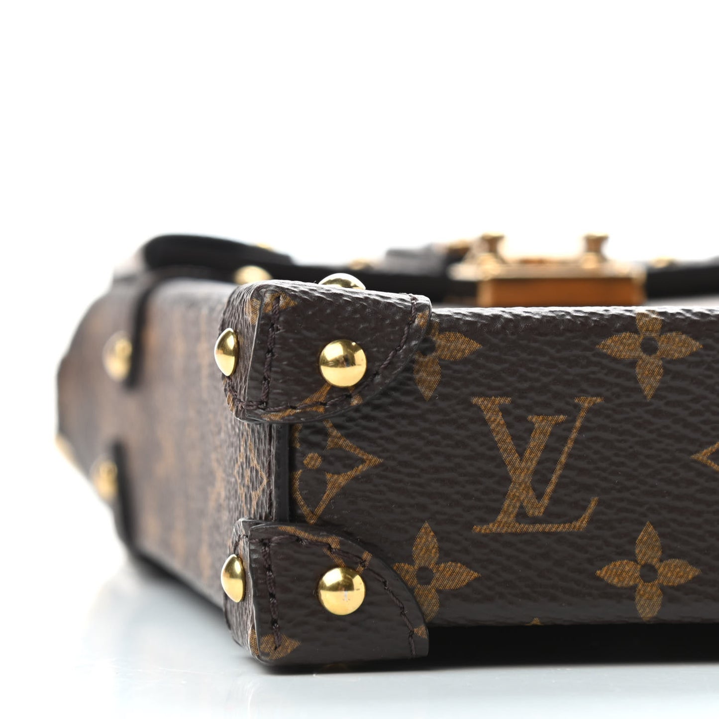 Reverse Monogram Pochette Trunk Verticale