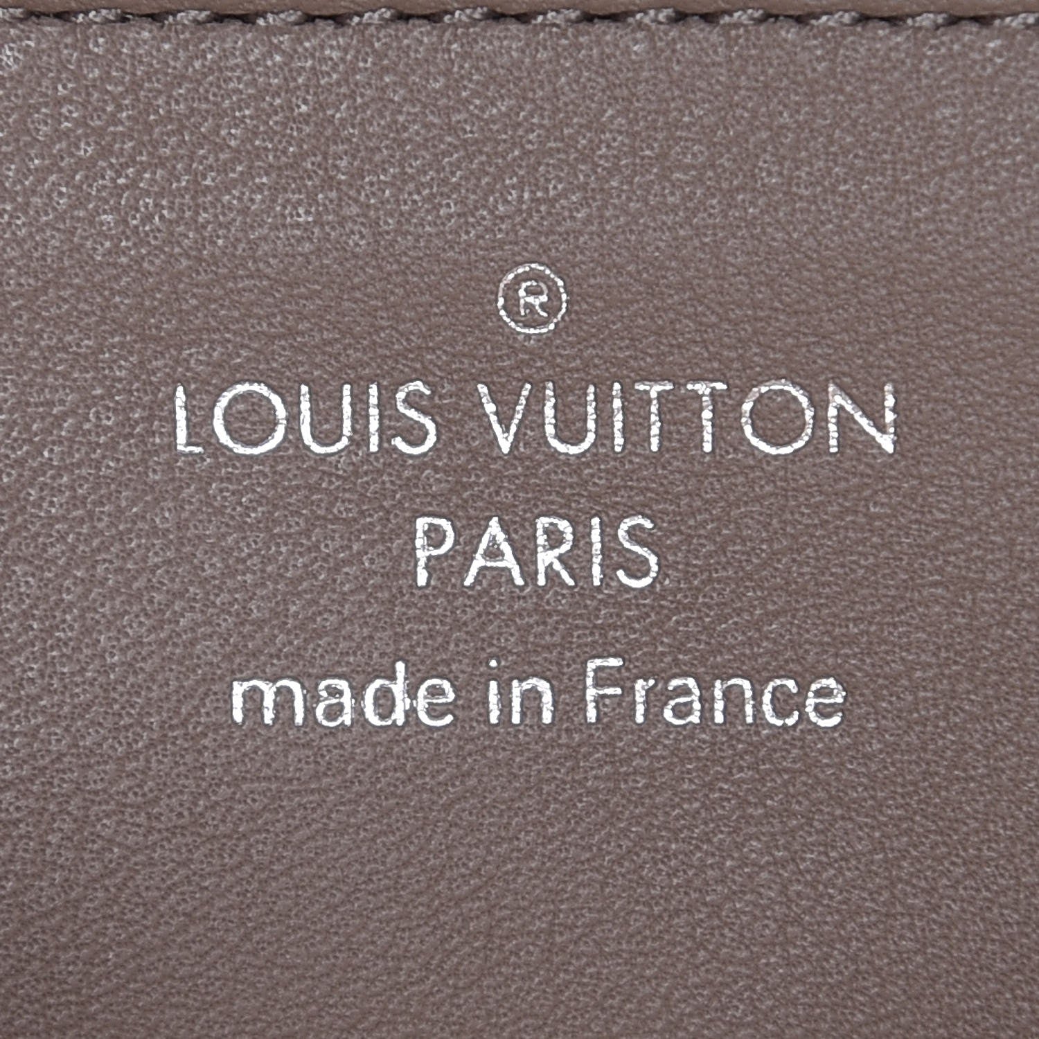 Louis Vuitton Taurillon Capucines Wallet Magnolia 6 of 7