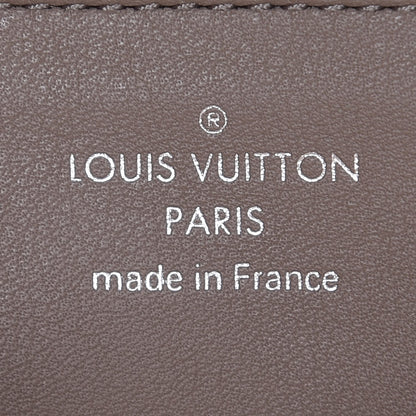 Louis Vuitton Taurillon Capucines Wallet Magnolia 6 of 7