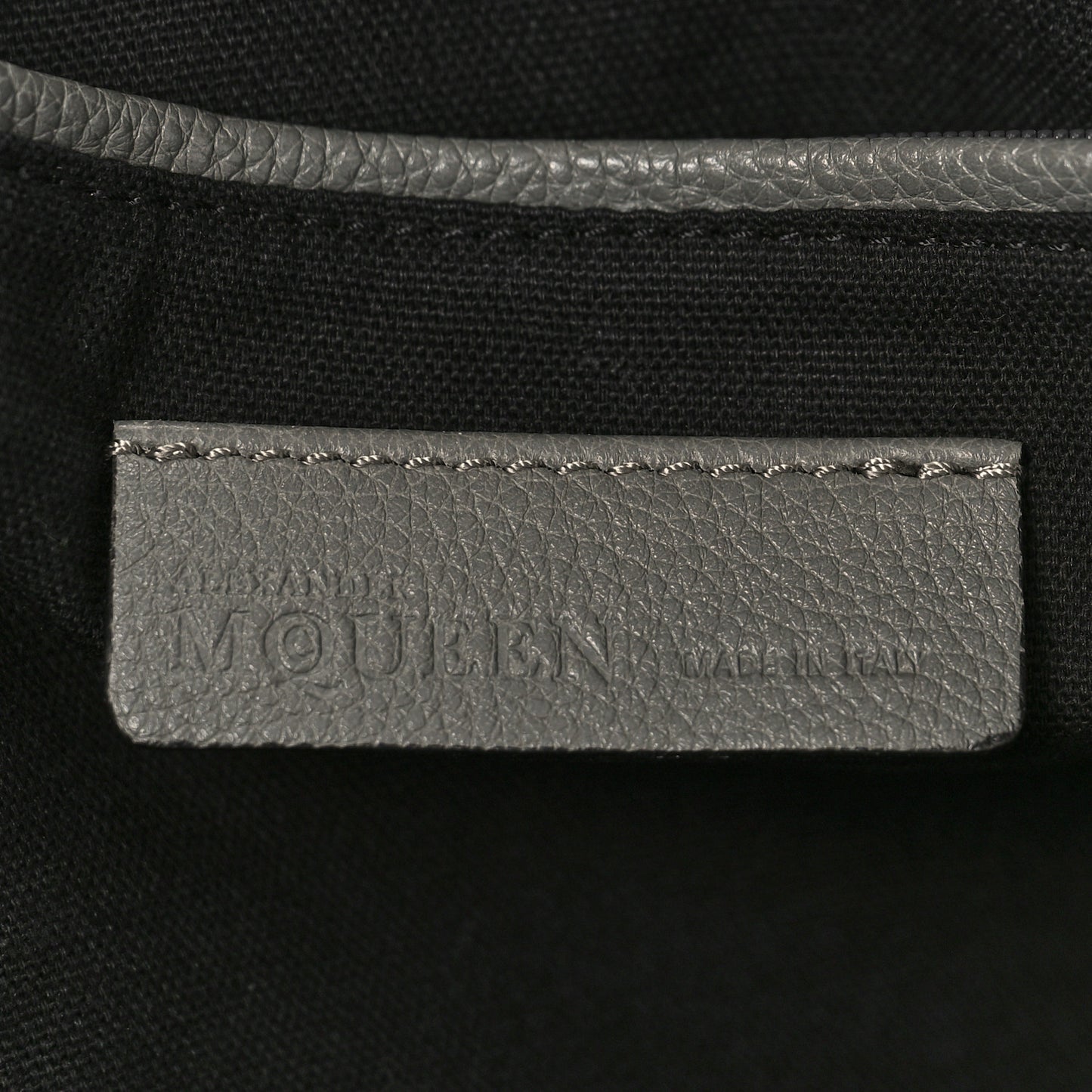 Pebbled Calfskin Large Skull Padlock Zip Around Tote Dark Grey