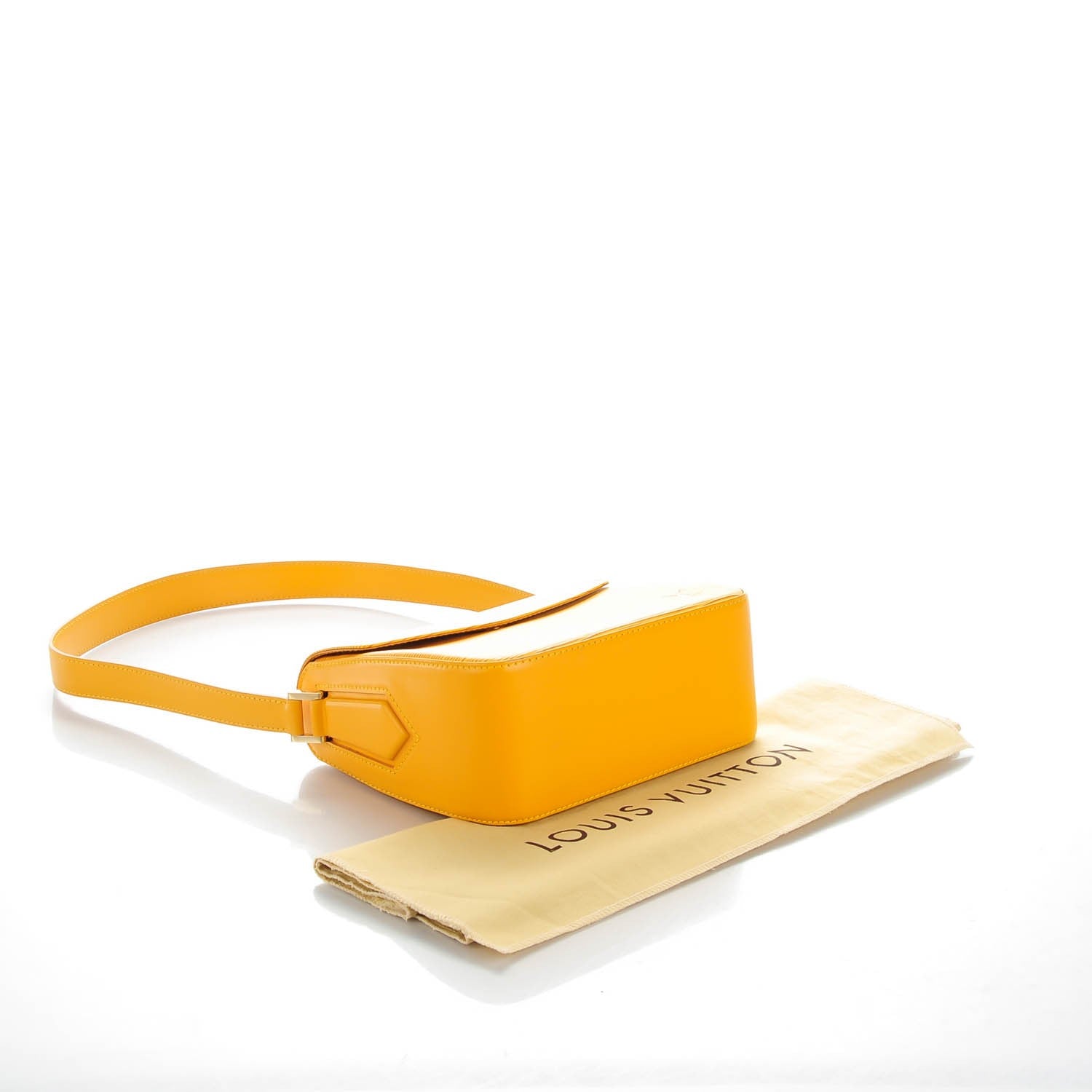 Louis Vuitton Epi Buci Tassil 4 of 7