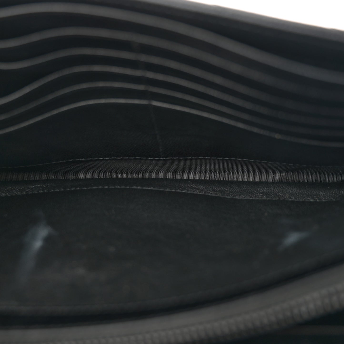 Grain De Poudre Matelasse Chevron Monogram Monochrome Chain Wallet Black