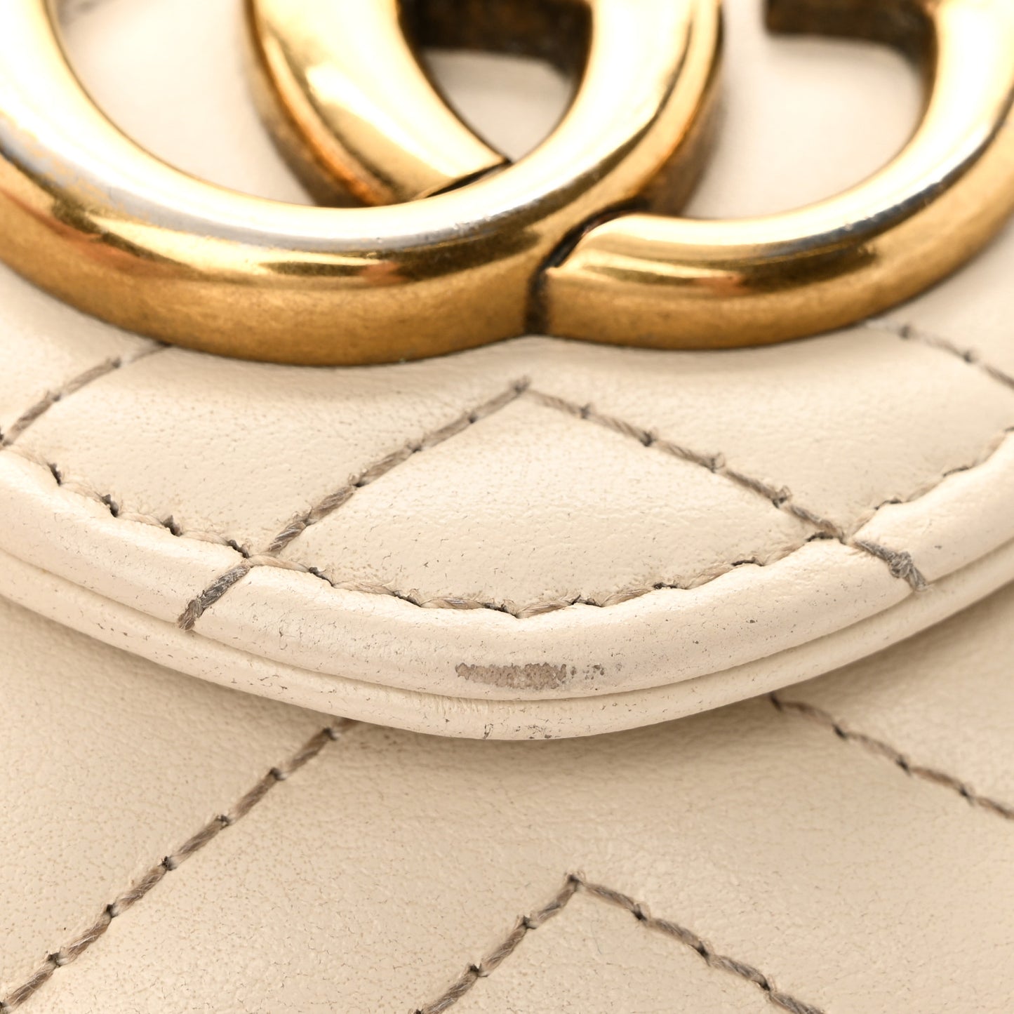 Calfskin Matelasse GG Marmont Chain Wallet Mystic White