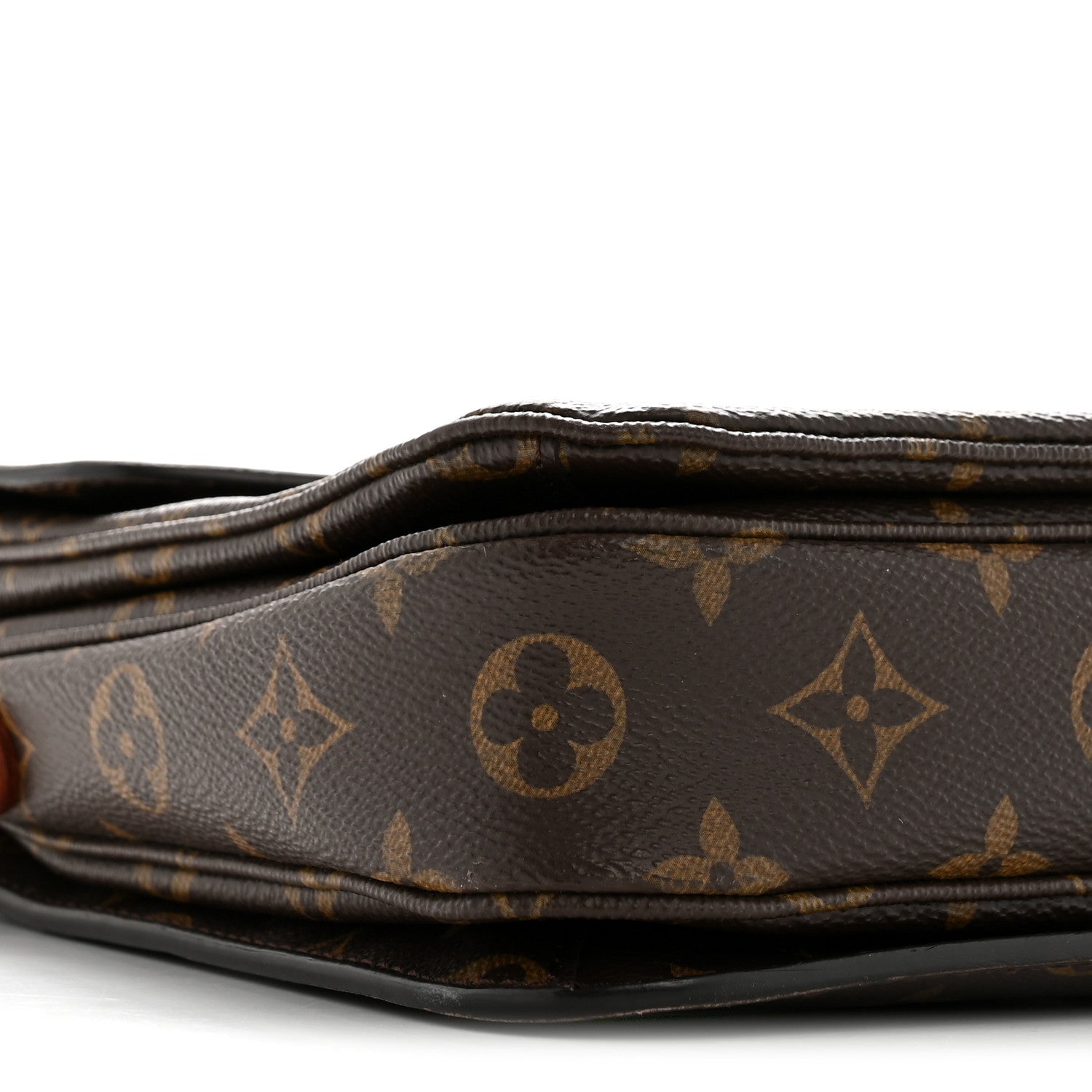 Louis Vuitton Monogram Pochette Metis 9 of 16