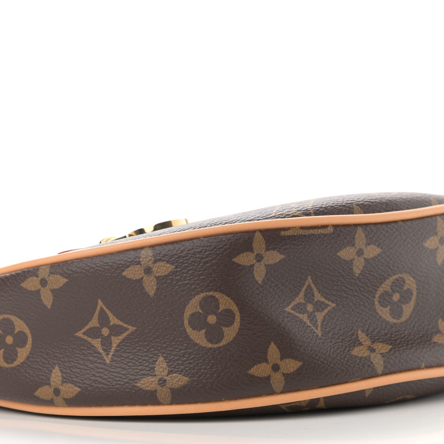 Monogram Loop