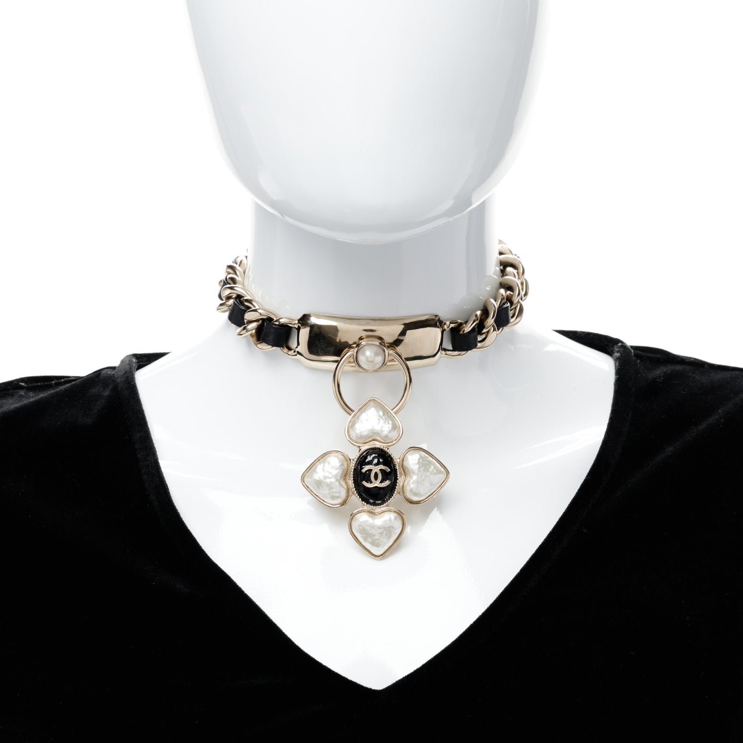 Lambskin Pearl Resin CC Choker Gold Black