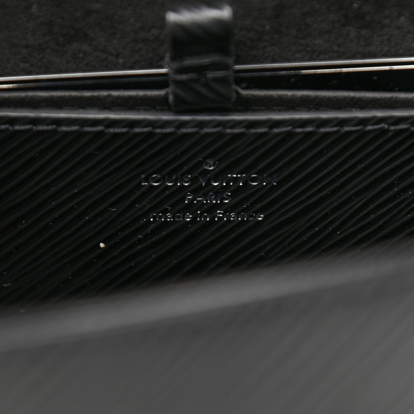 Epi Twist Shoulder Bag MM Black