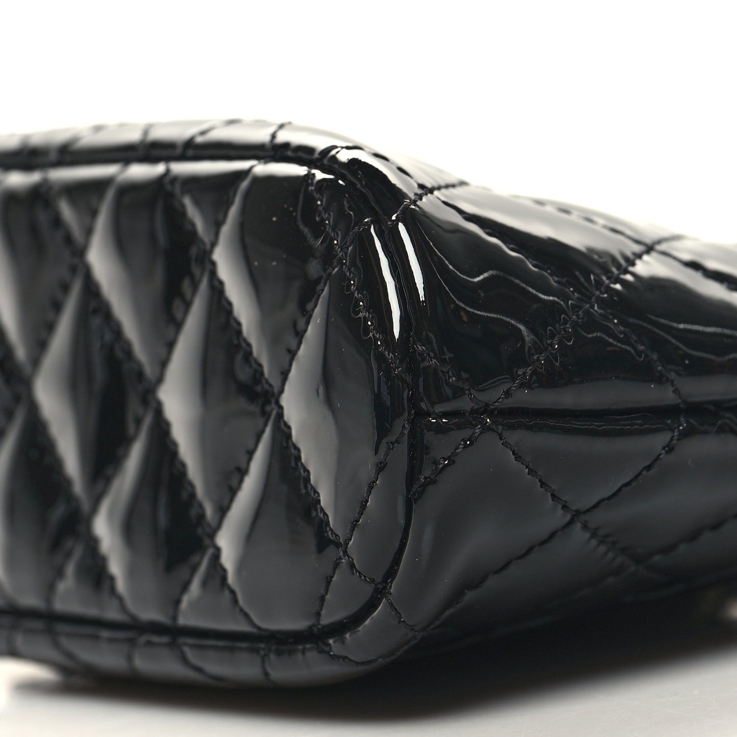 Patent Calfskin Quilted Shiny Coco Clutch With Chain Black