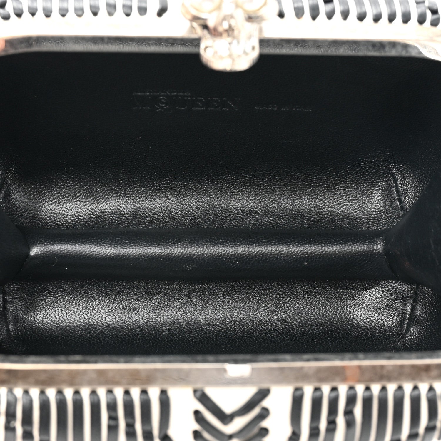Alexander McQueen Calfskin Whipstitch Britannia Skull Box Clutch White Black 5 of 10