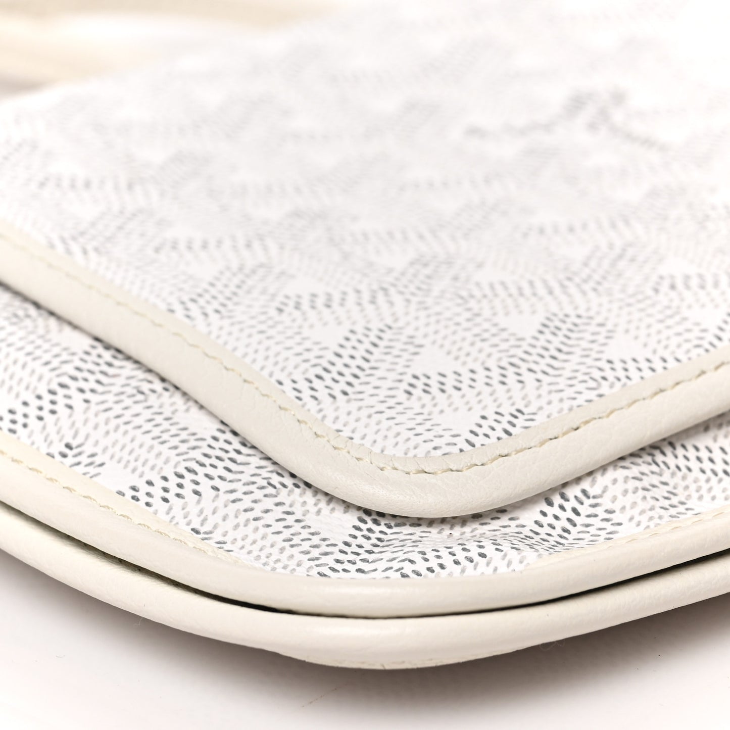 Goyardine Plumet Wallet Clutch White