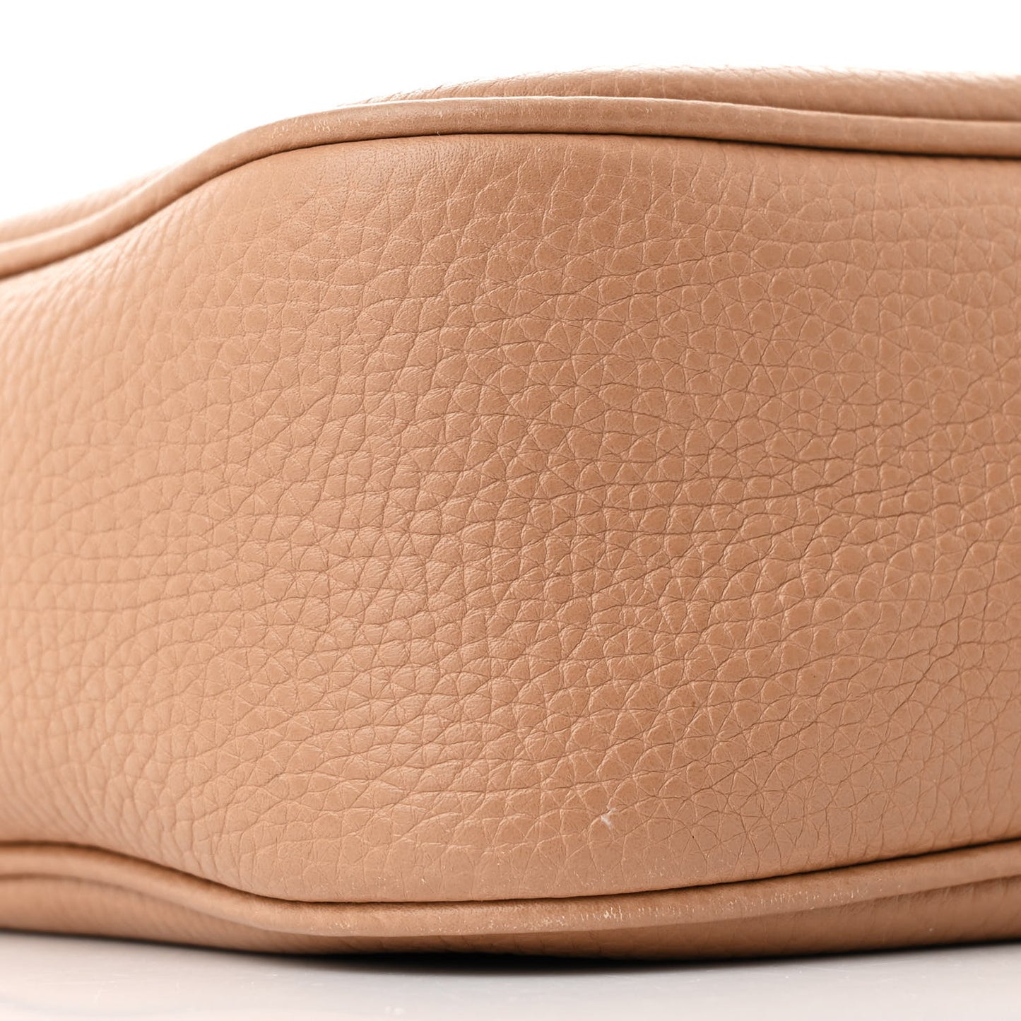 Pebbled Calfskin Small Soho Disco Bag Camelia
