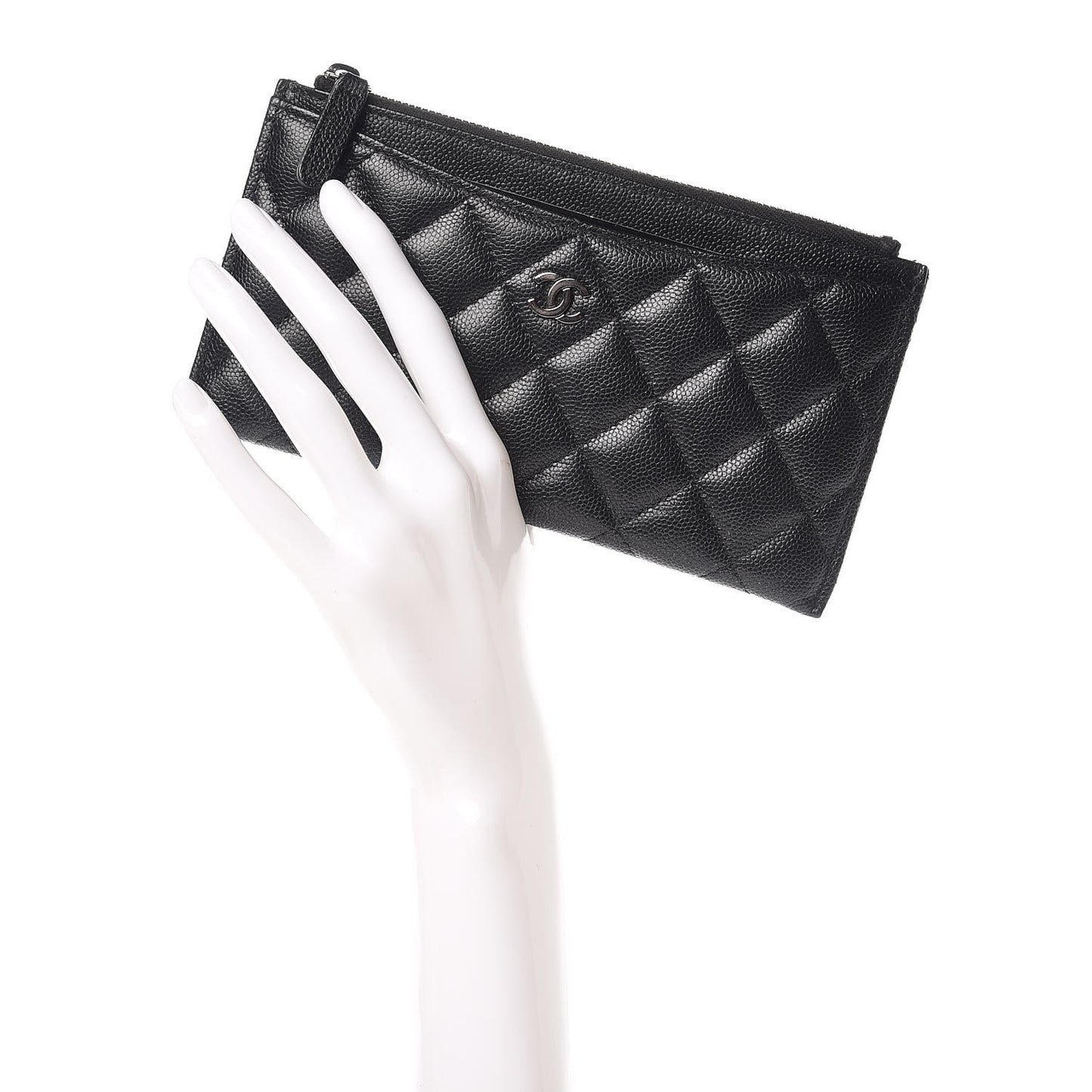 Iridescent Caviar Quilted Classic Zip Pouch Black