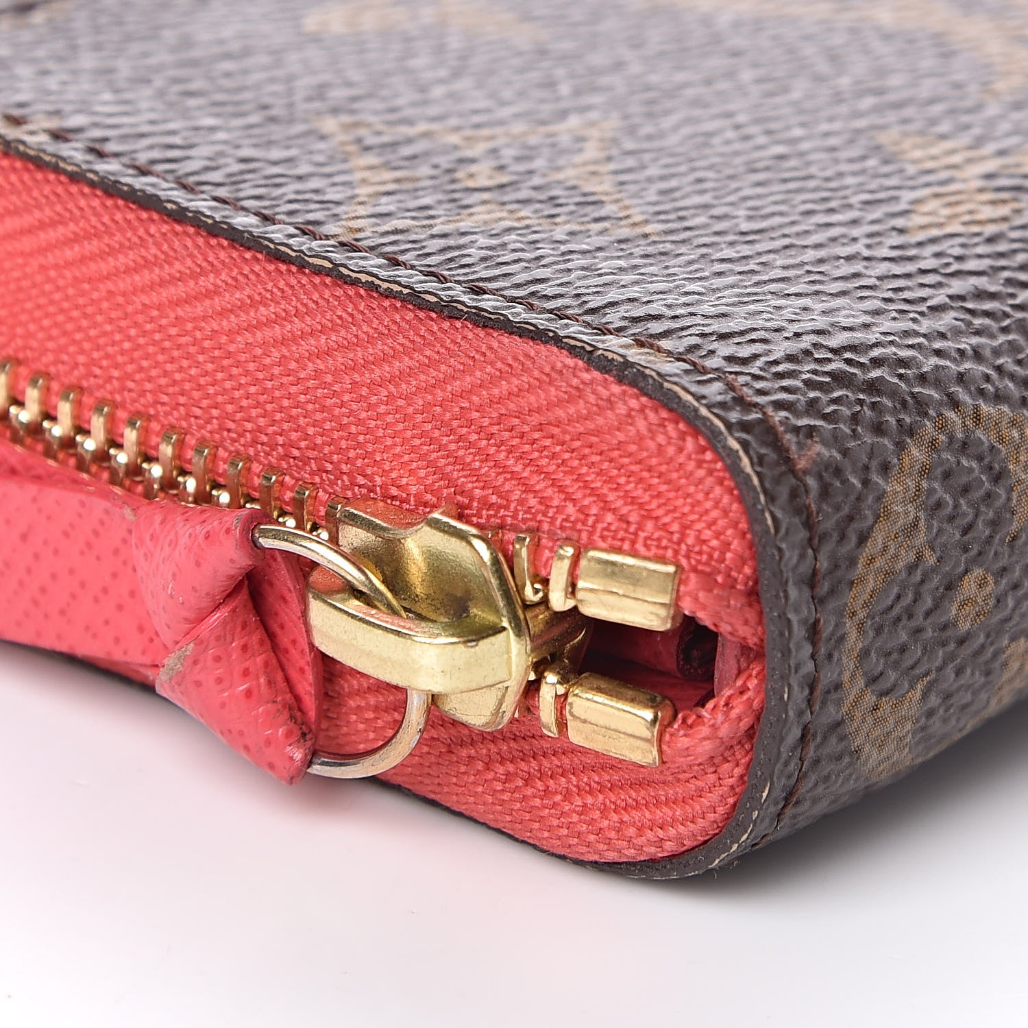 Louis Vuitton Monogram Zippy Multicartes Corail 7 of 10
