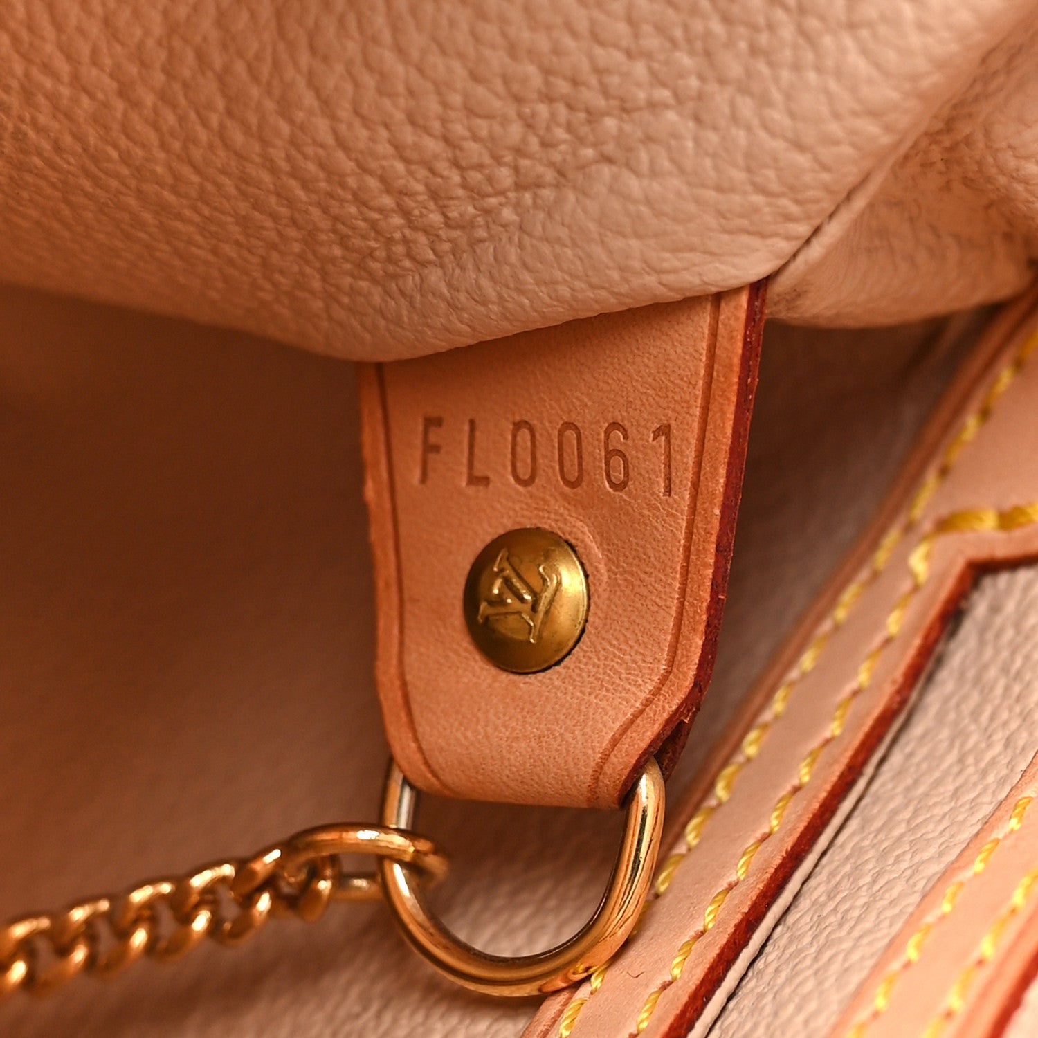 Louis Vuitton Monogram Petit Bucket 23 7 of 10