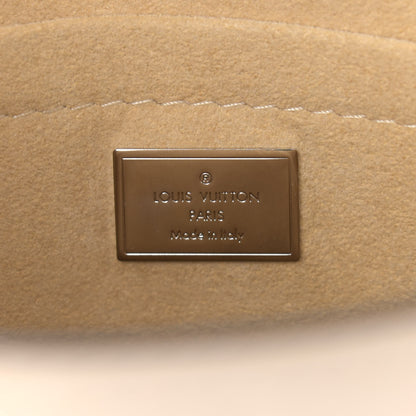 Louis Vuitton Vernis Epi Monogram Spring Street Creme 6 of 15