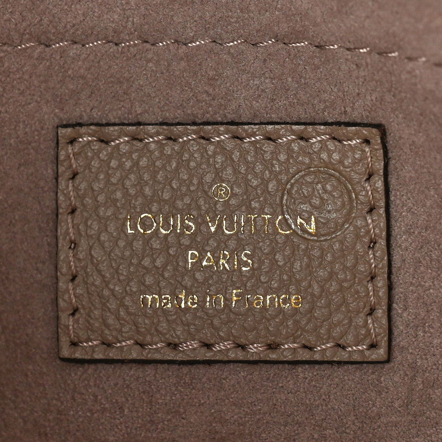 Louis Vuitton Empreinte OnTheGo East West Dove Cream 6 of 8