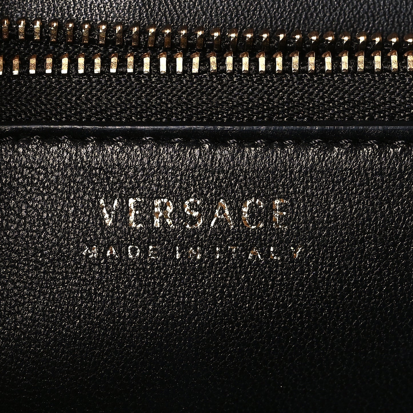 Grained Calfskin La Medusa Chain Clutch Bag Brown
