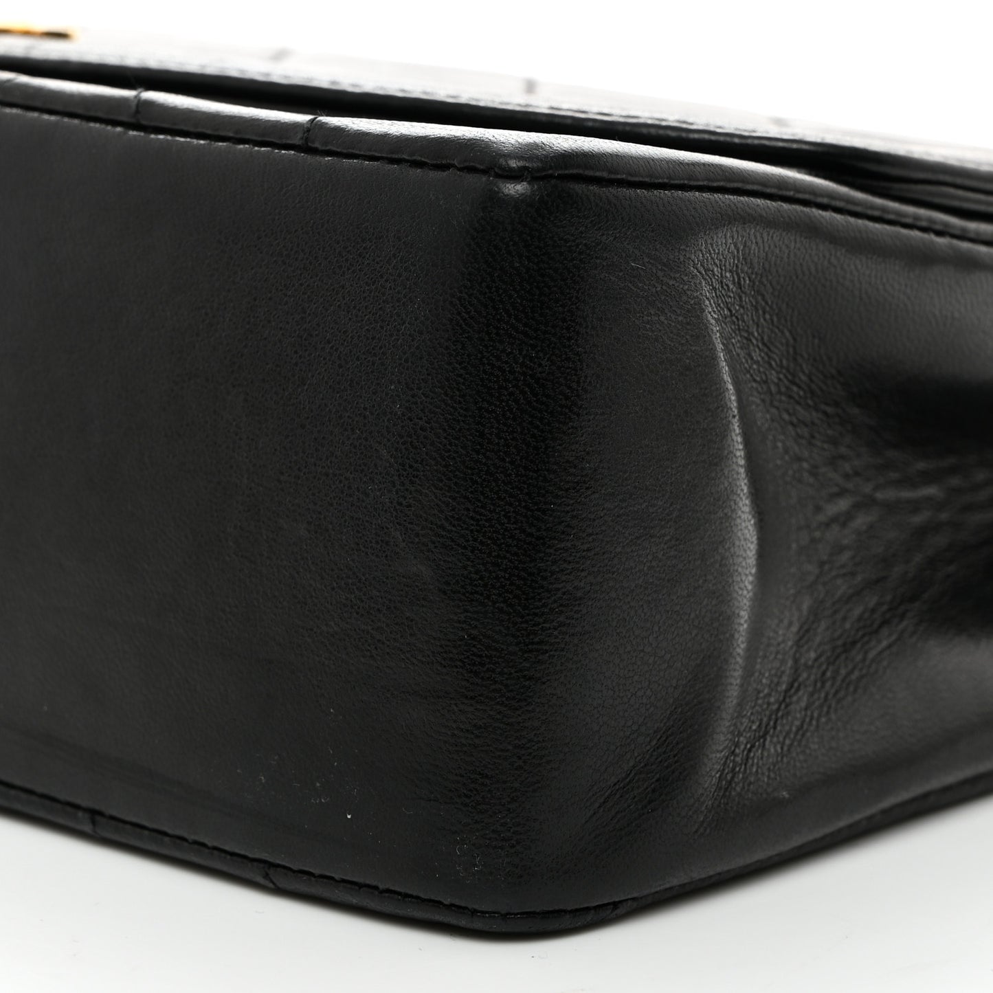 Lambskin Quilted Medium Single Flap Black