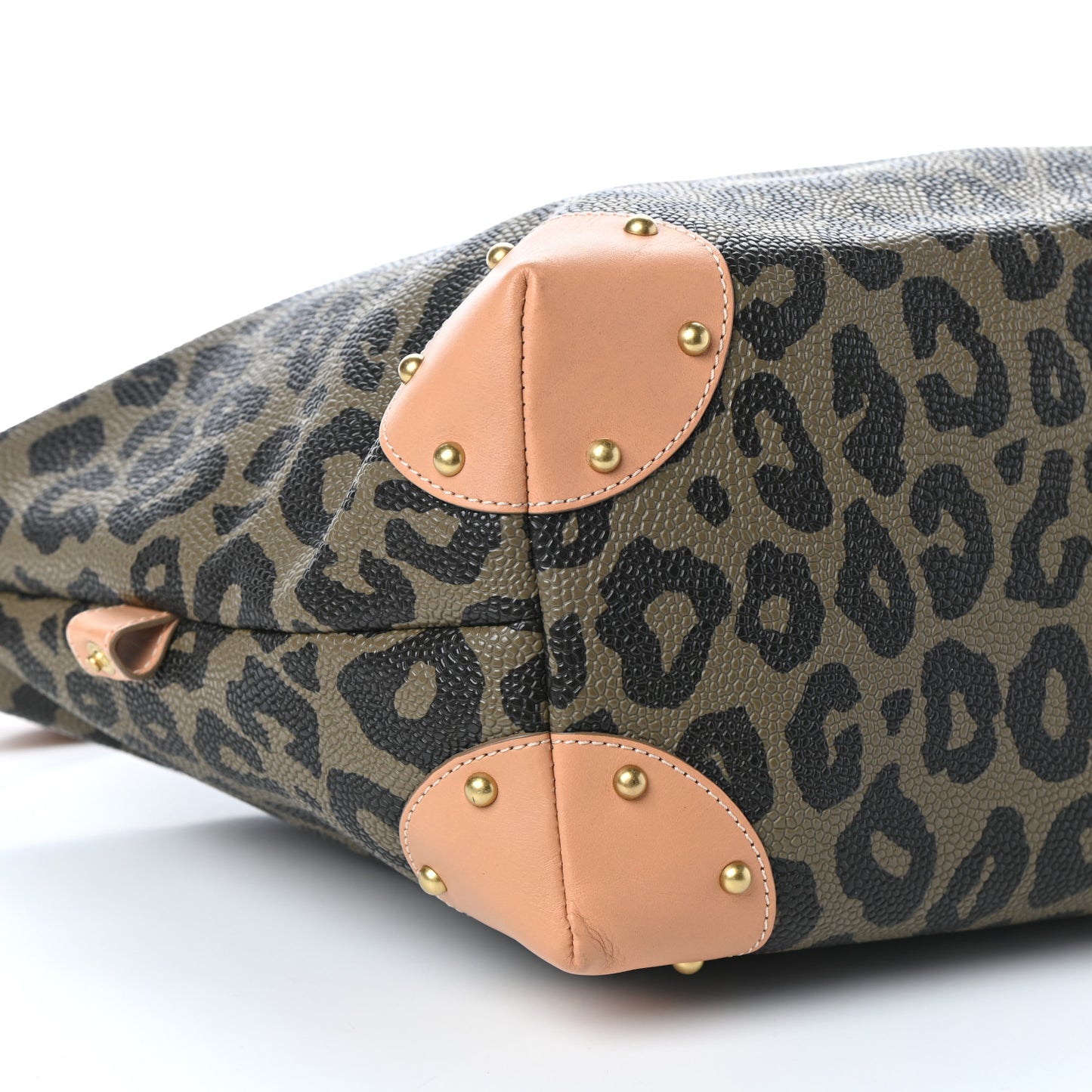 Birds Nest Scotchgrain Leopard Print Clipper Holdall Black