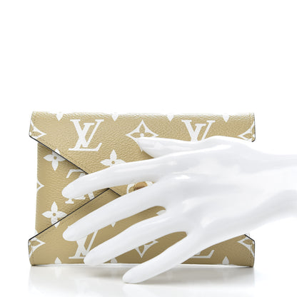 Louis Vuitton Monogram Giant Medium Kirigami Pochette Insert Beige 2 of 6