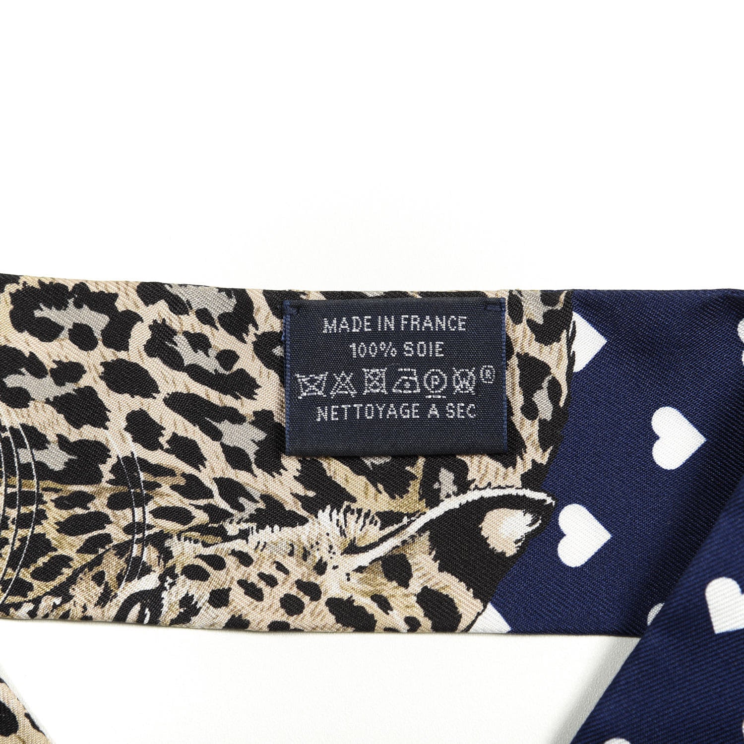 Hermes Silk Jungle Love Twilly Marine Rouge Brun 3 of 3