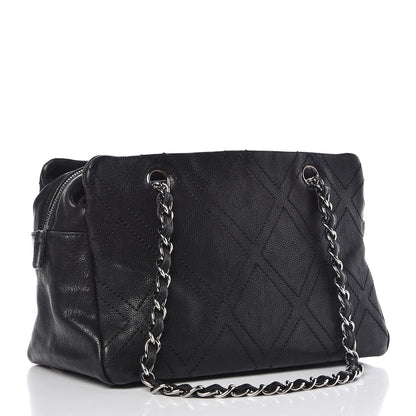 Chanel Calfskin Small Diamond Stitch Tote Black 3 of 10