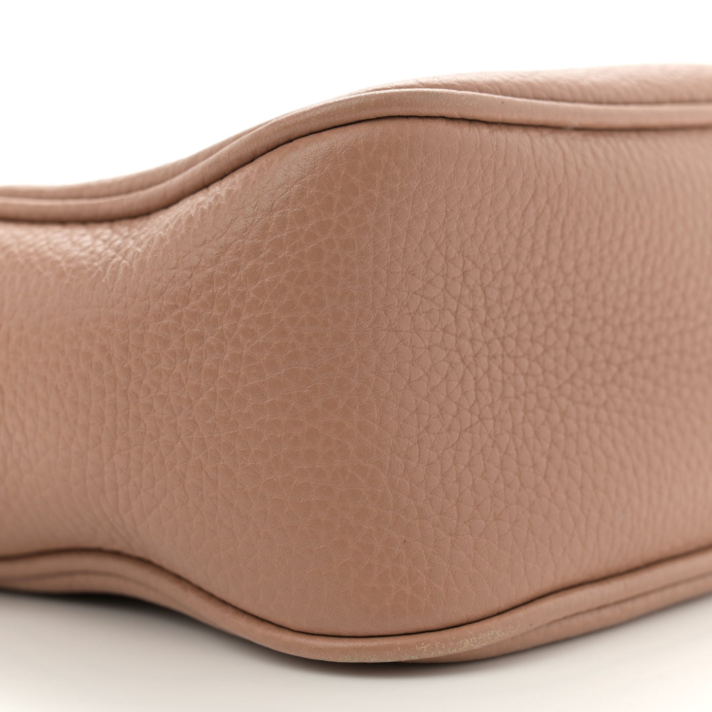 Pebbled Calfskin Small Soho Disco Bag Camelia